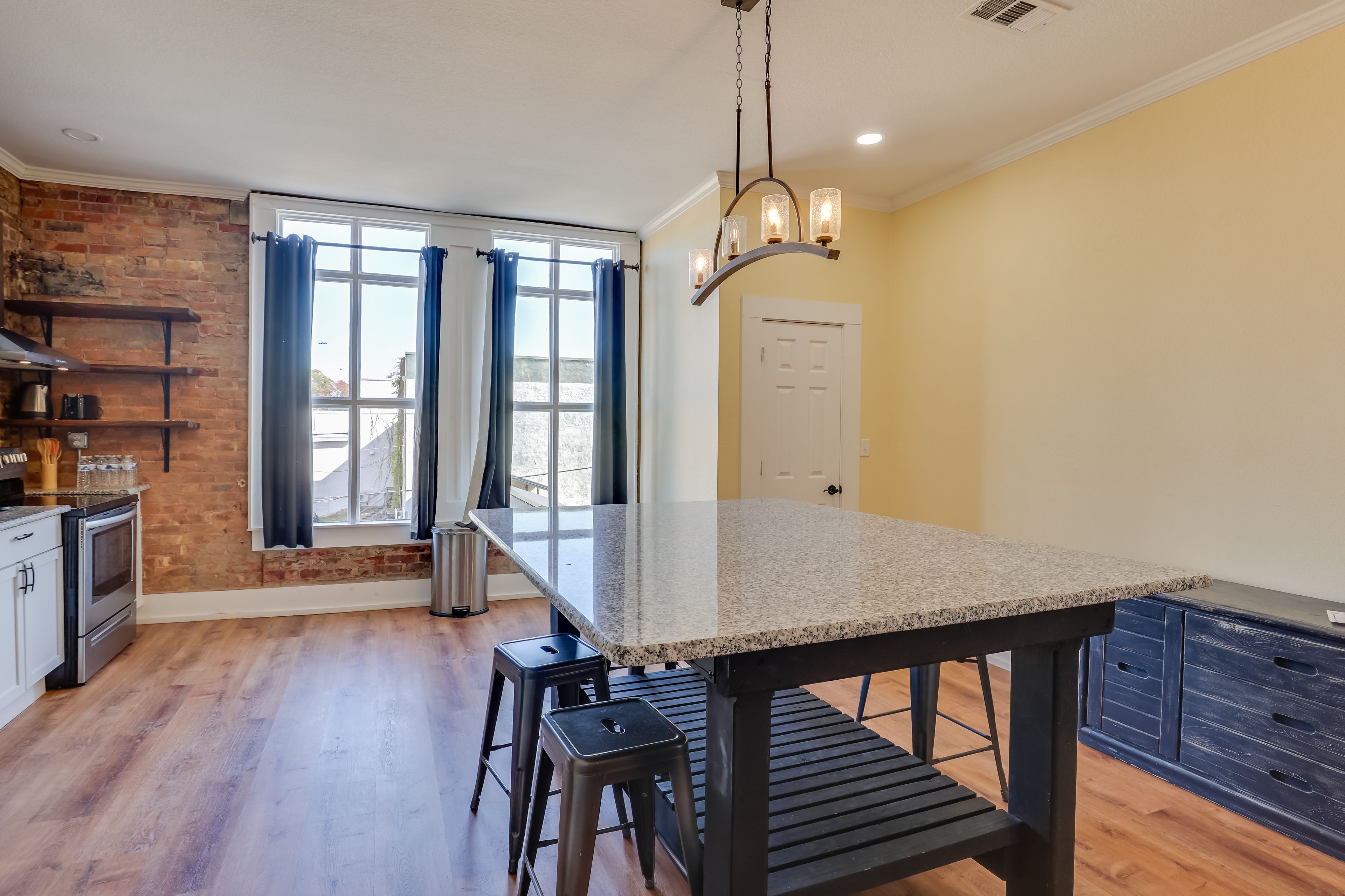 Kitchen | Nespresso | Toaster