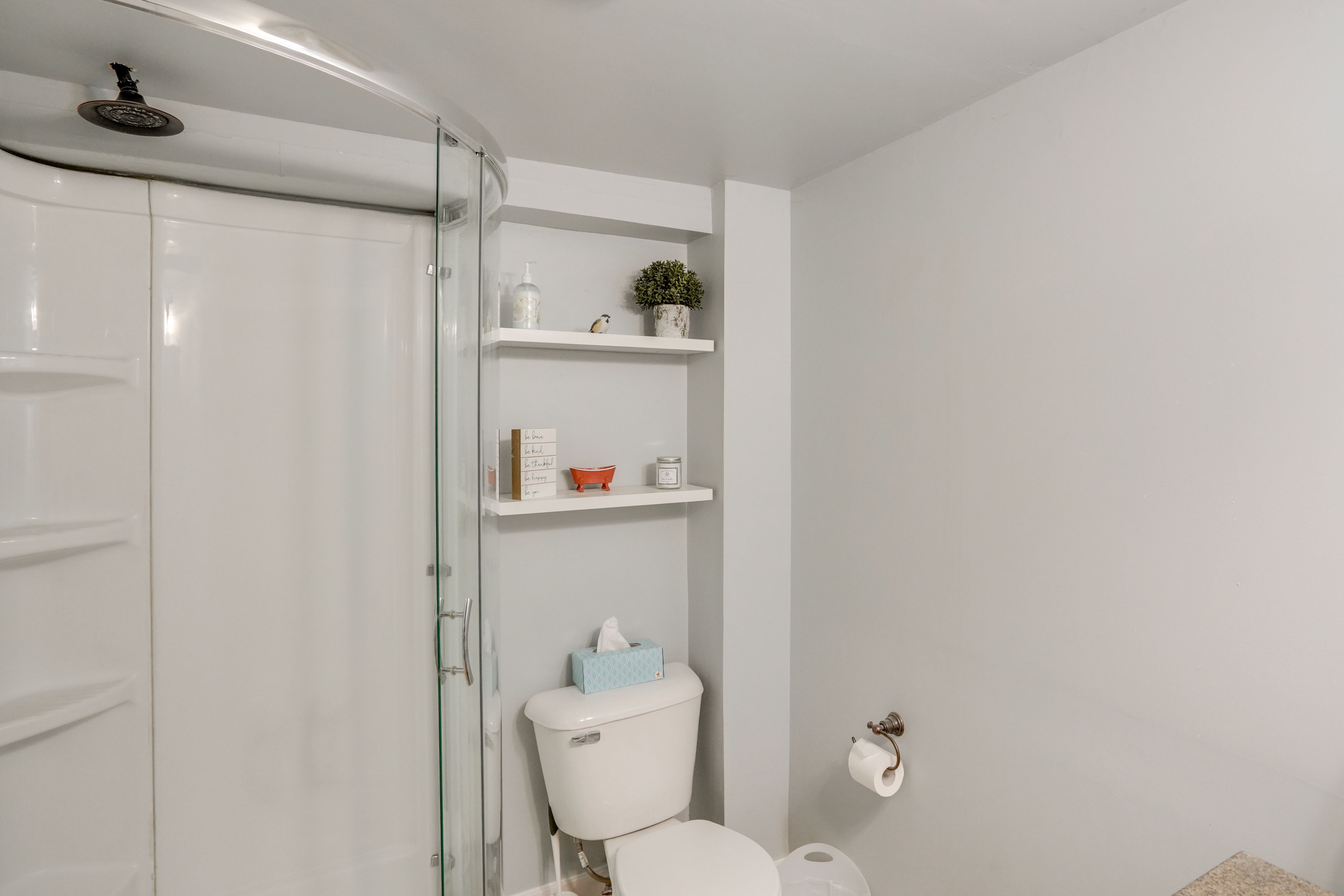 Full Bathroom | Lower Level