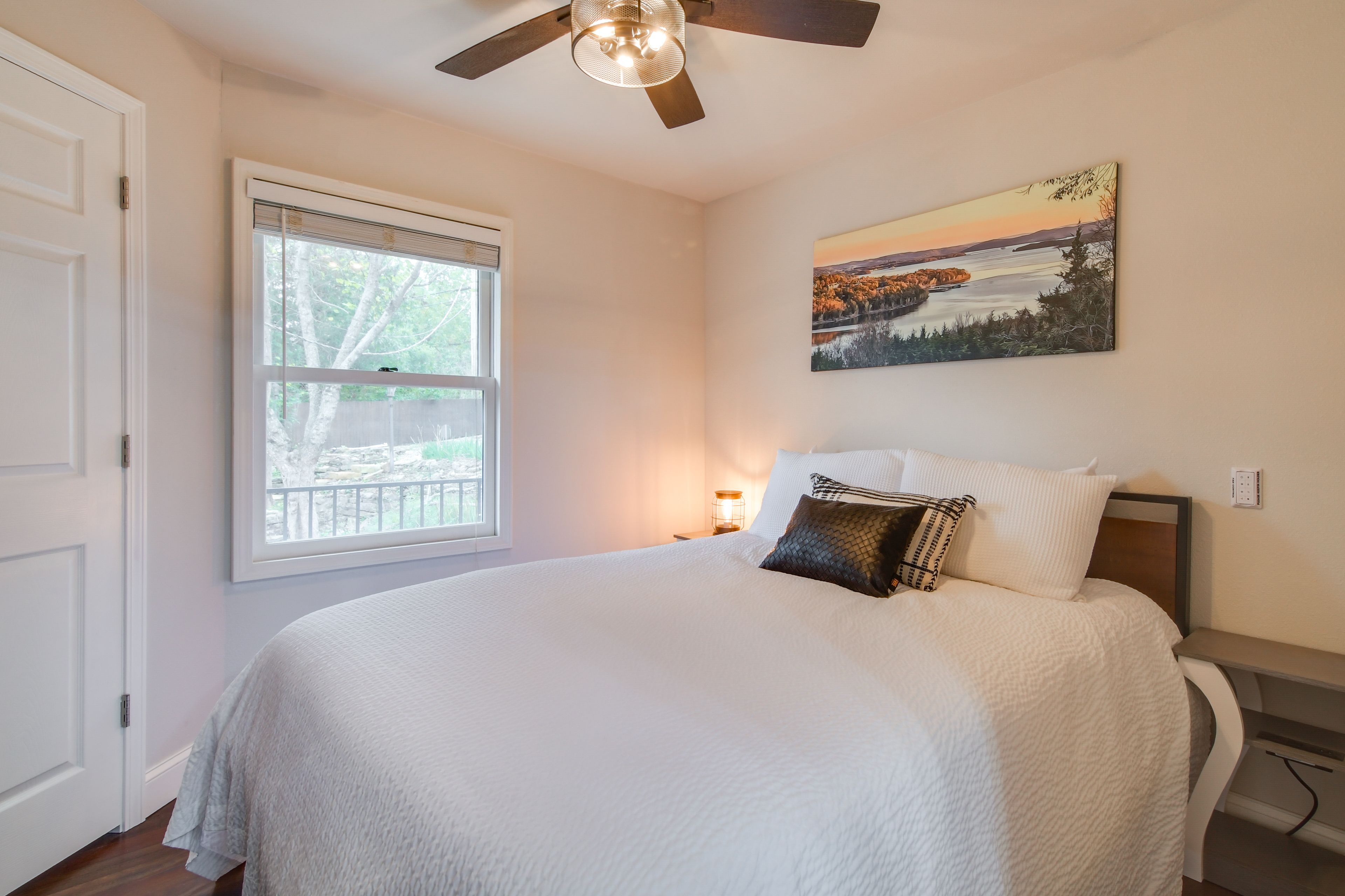 Bedroom 2 | Queen Bed | 1st Floor | Linens Provided