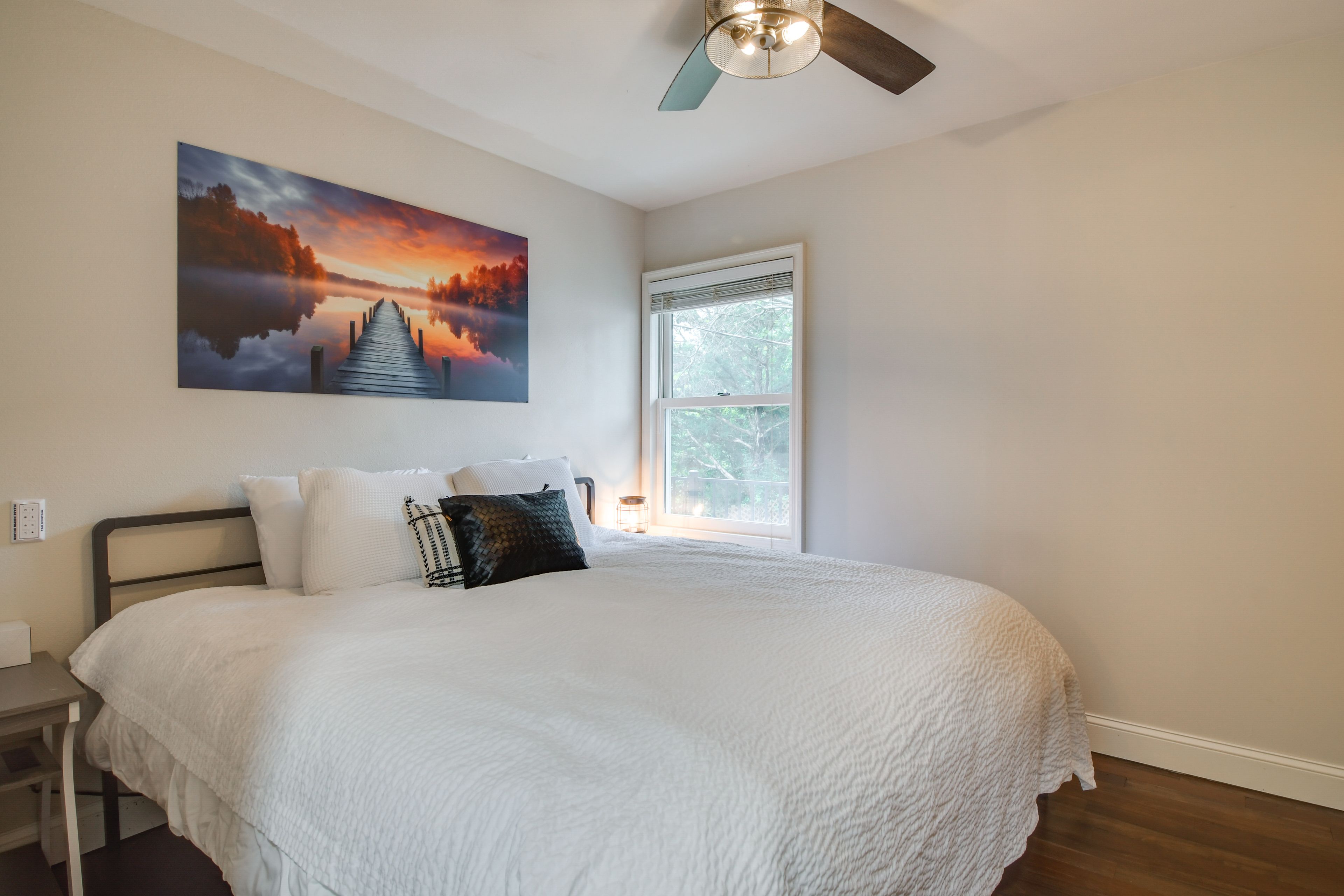 Bedroom 1 | King Bed | 1st Floor | En-Suite Bathroom