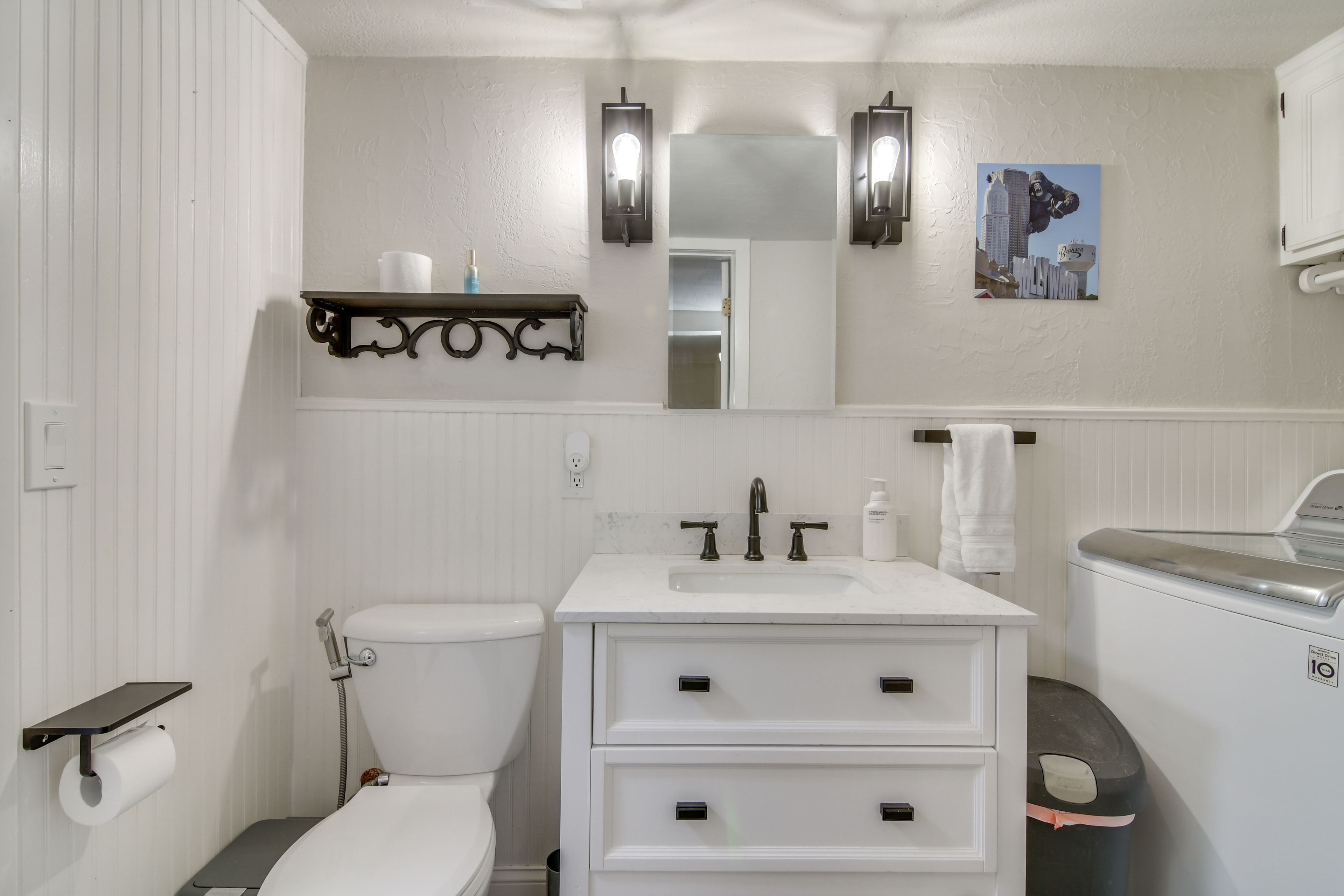 Full Bathroom | Basement Floor | In-Unit Laundry