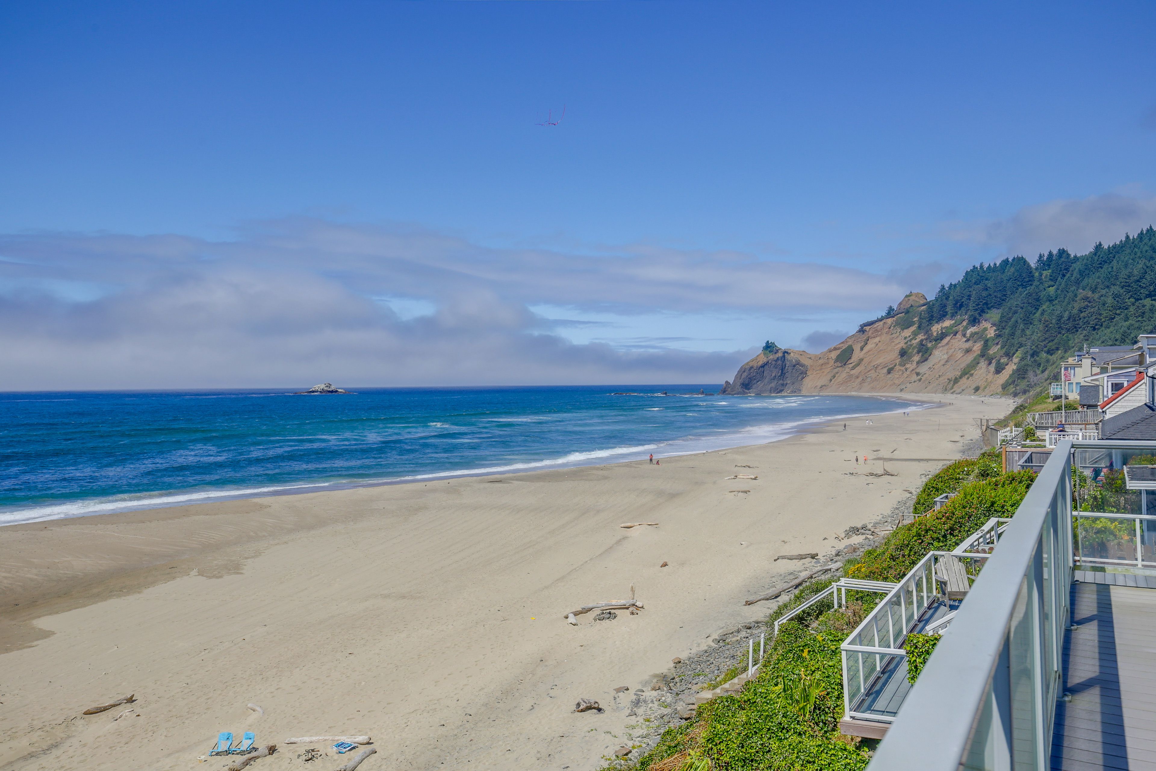 Lincoln City Vacation Rental | 2BR | 1.5BA | 1,400 Sq Ft