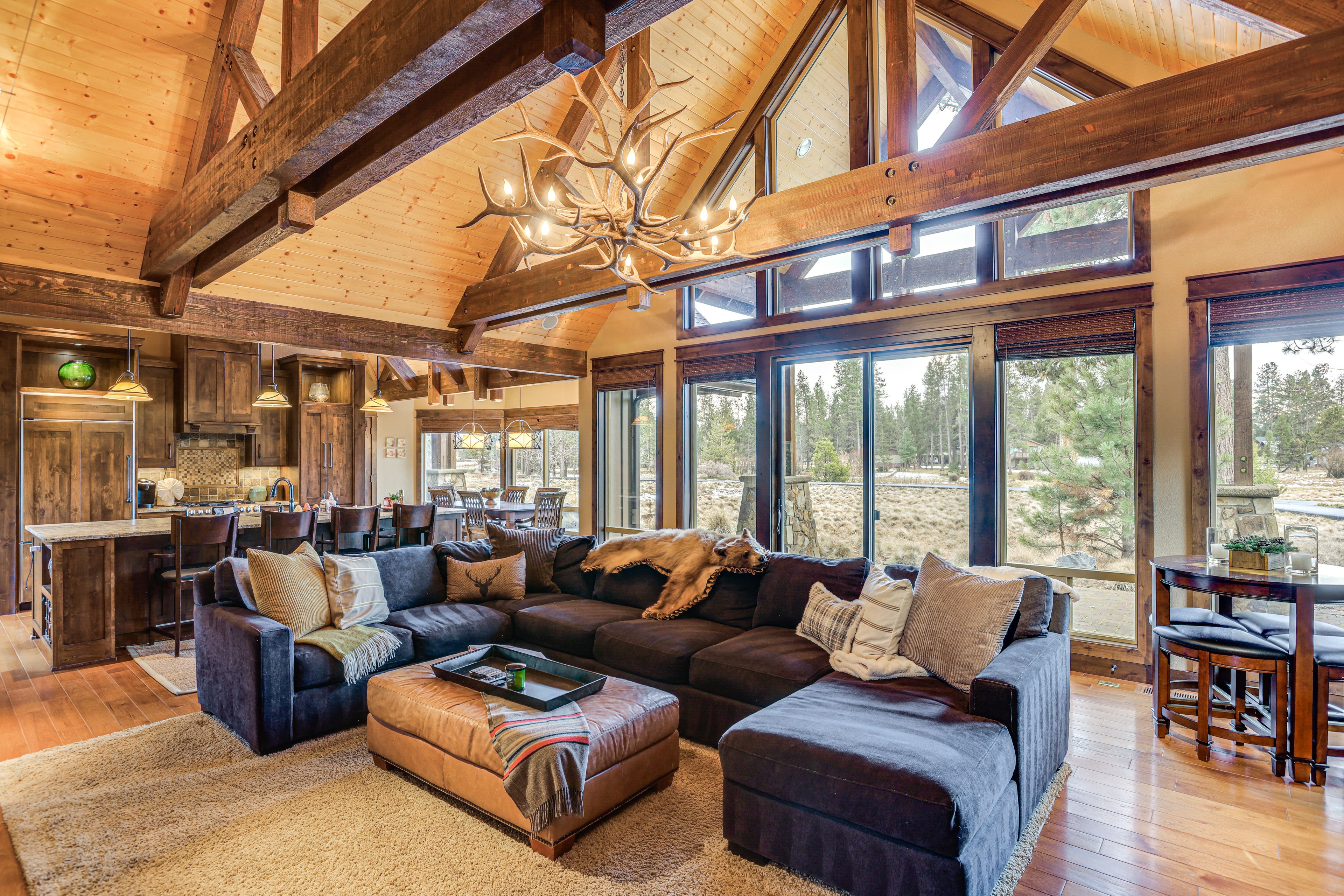 Living Room | 1st Floor | Central Heating & A/C | Free WiFi