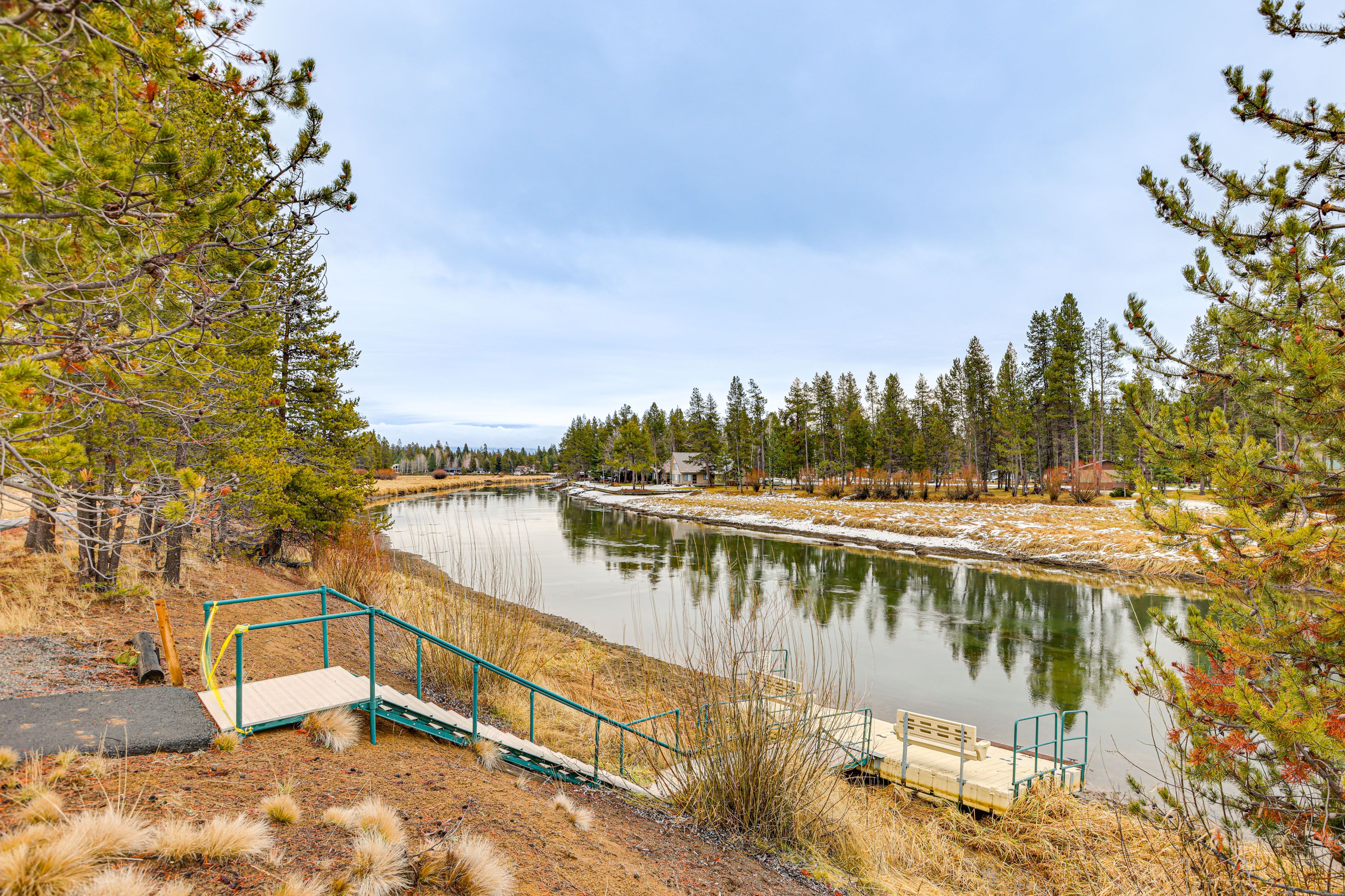 Private Dock | Deschutes River Access