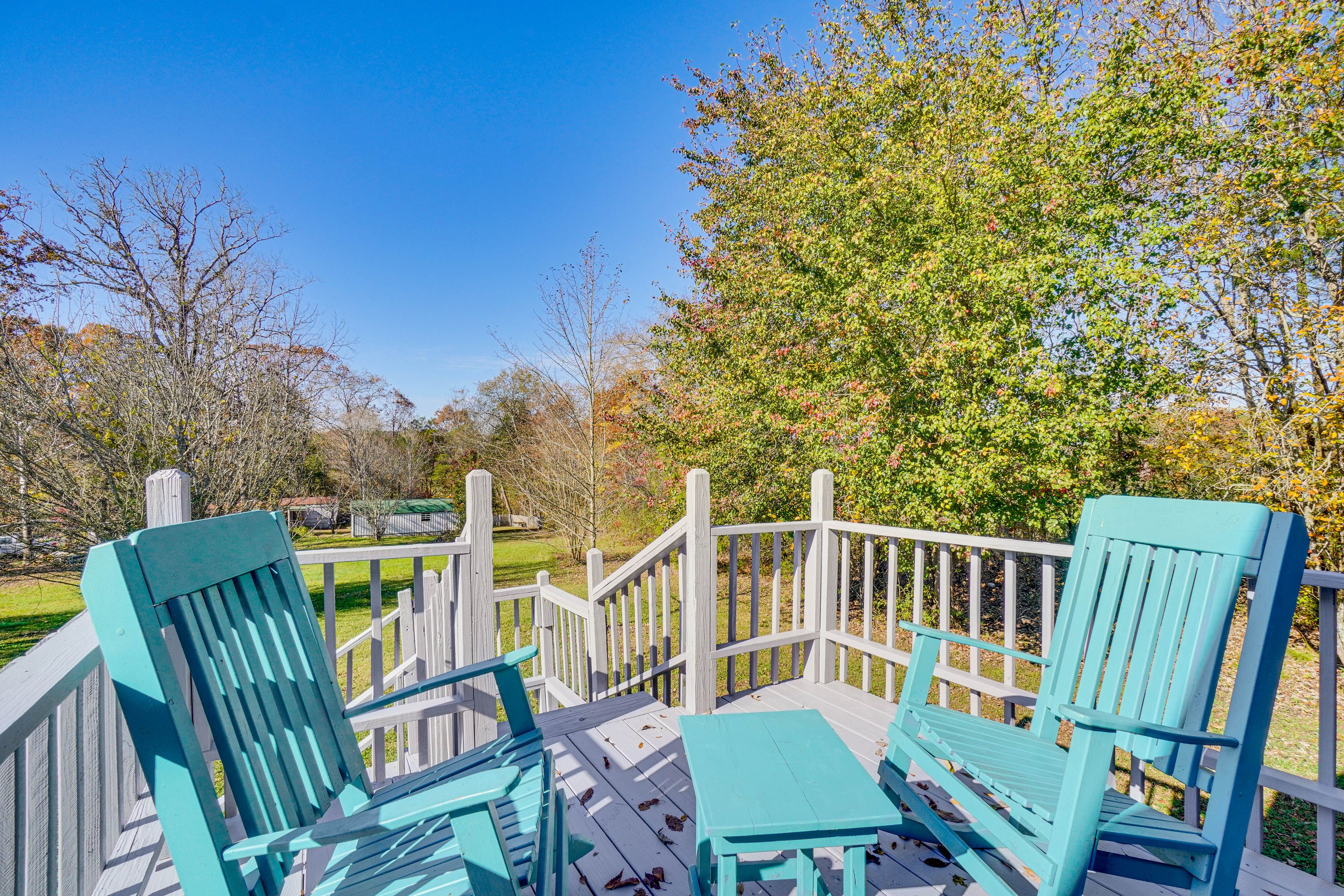 Front Porch | Seating