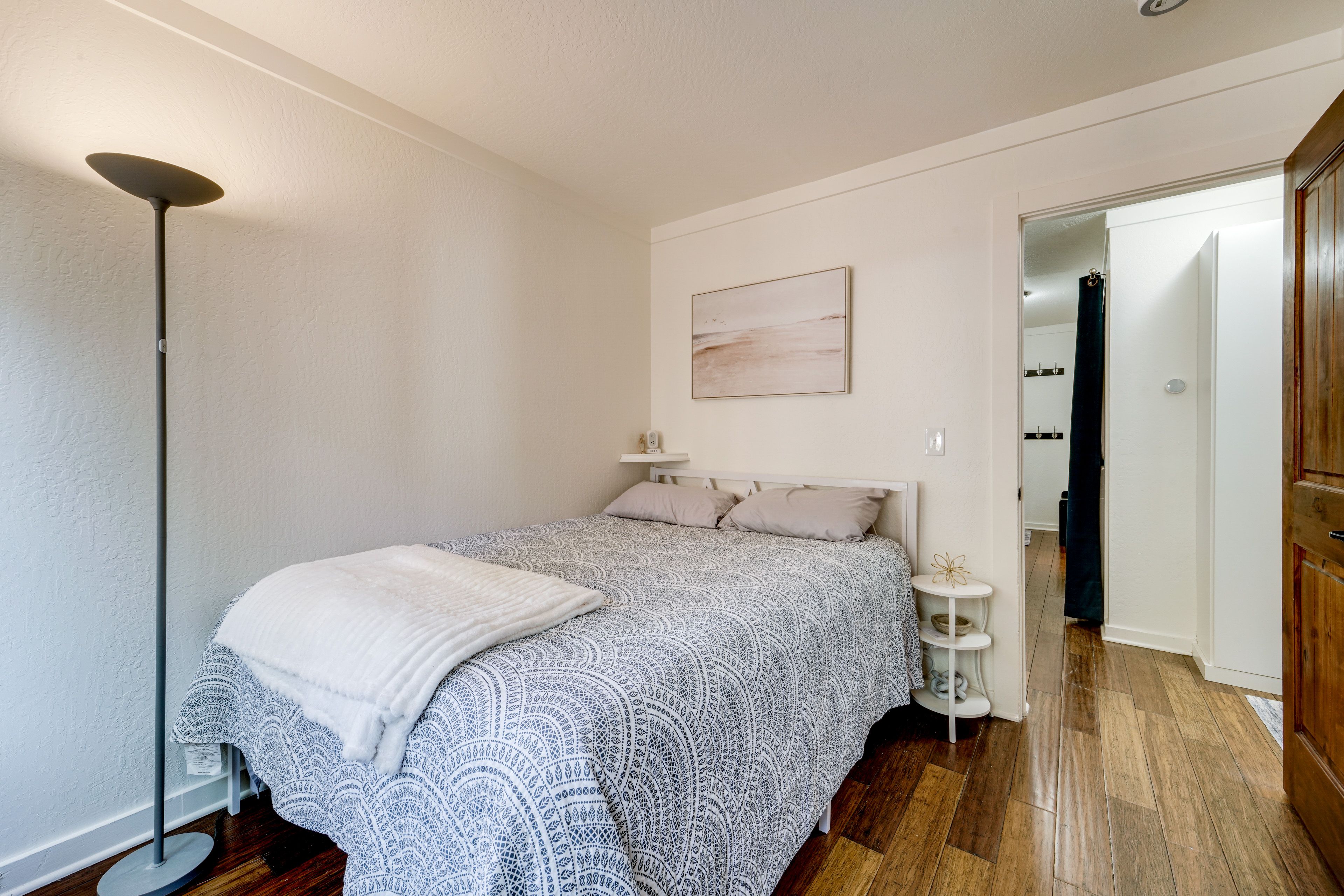 Bedroom 2 | Queen Bed | 2nd Floor