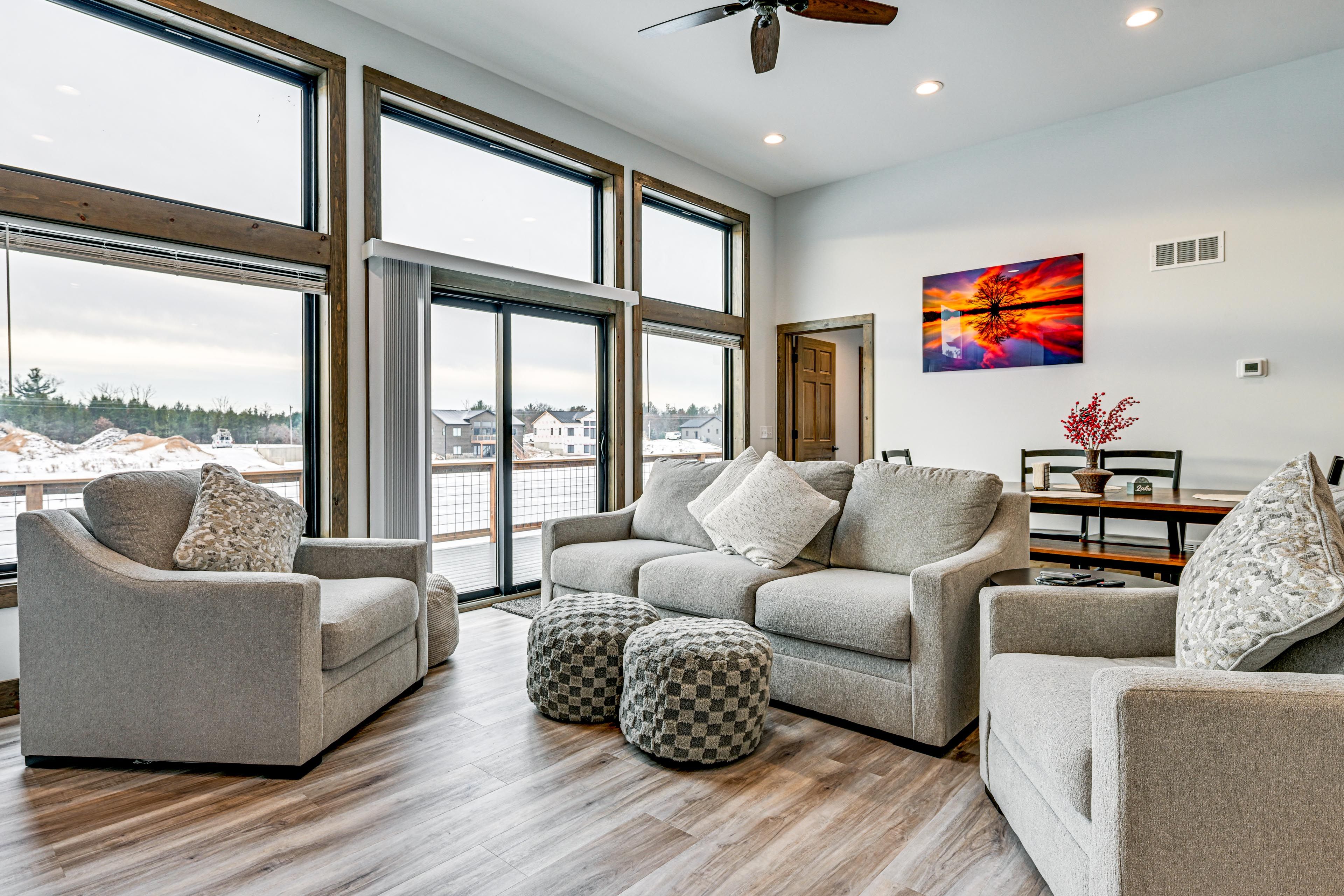 Living Room | Main Level