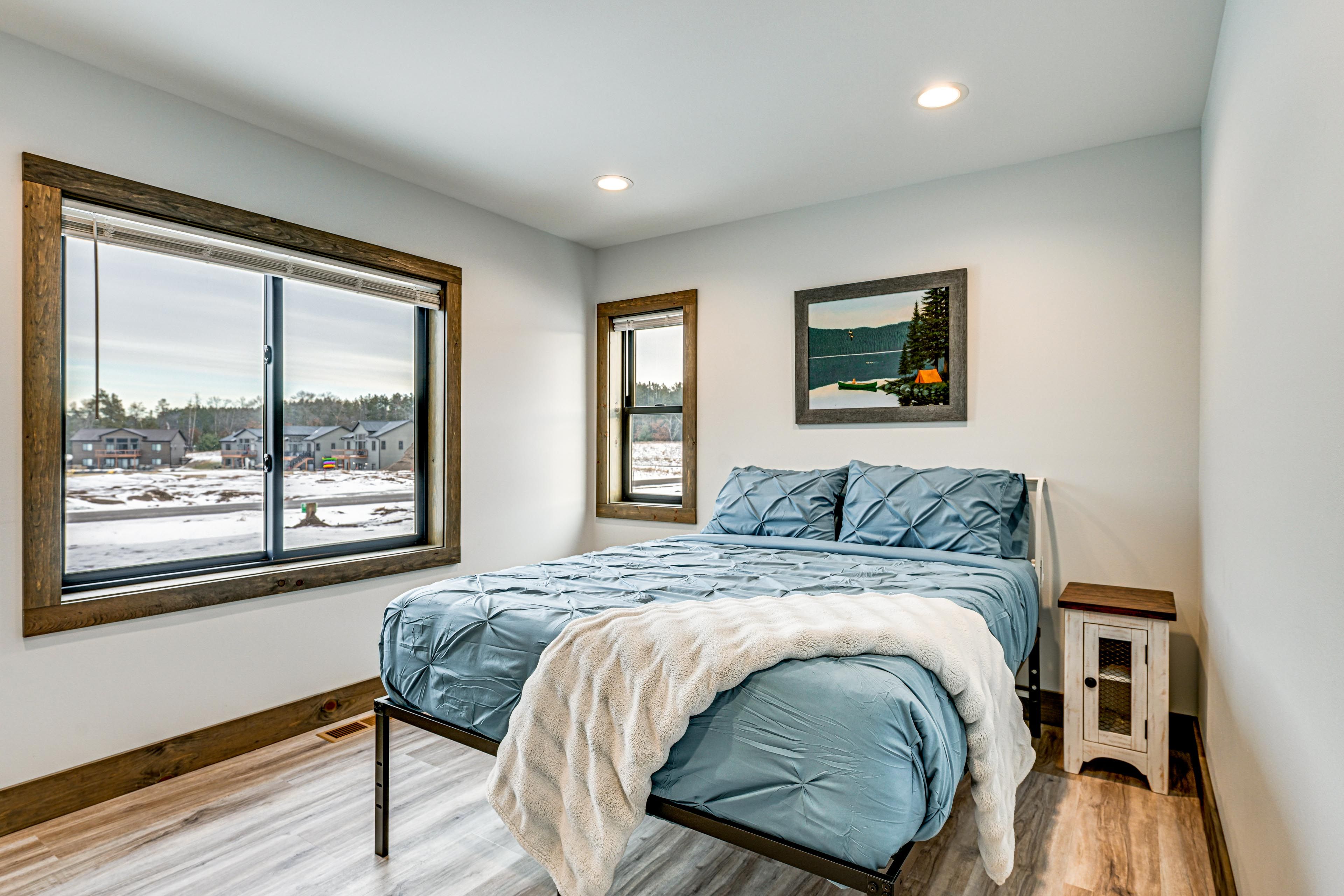 Bedroom 3 | Queen Bed | Main Level