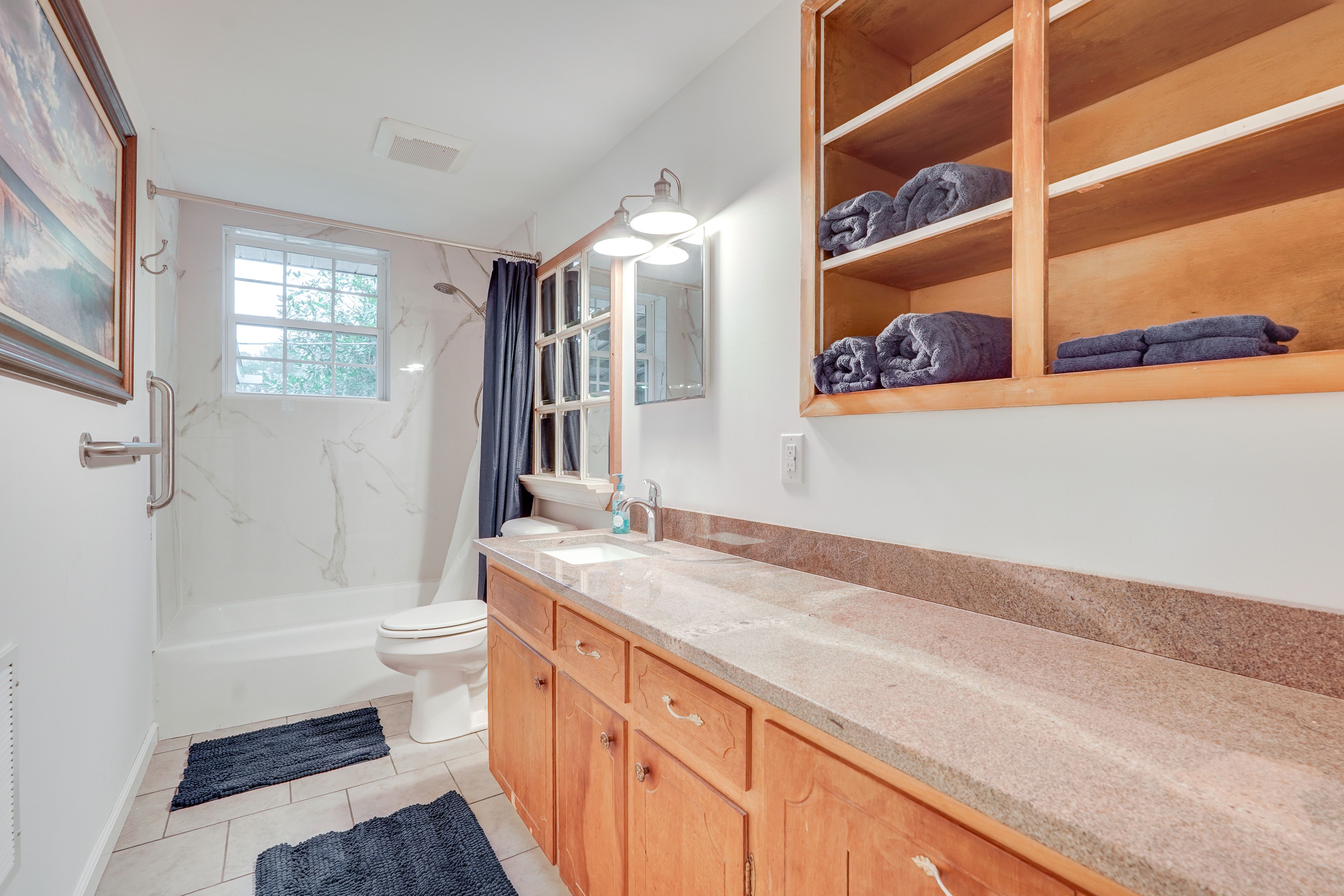 Bathroom | Towels Provided