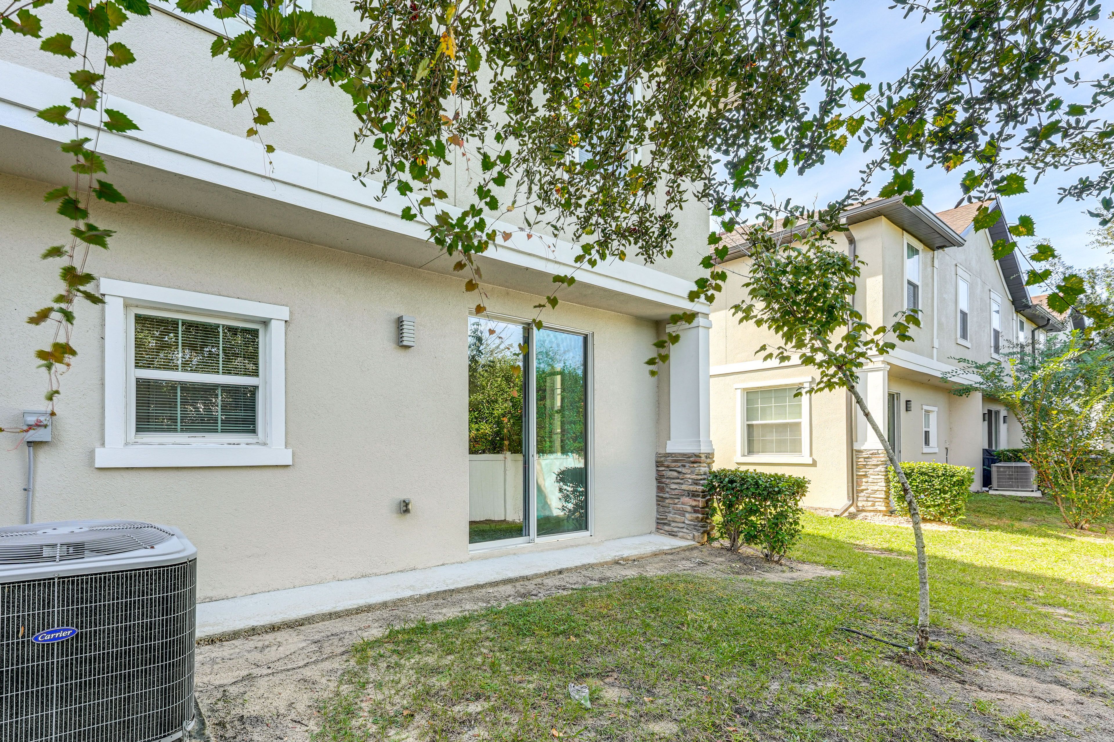 Exterior | Shared Yard