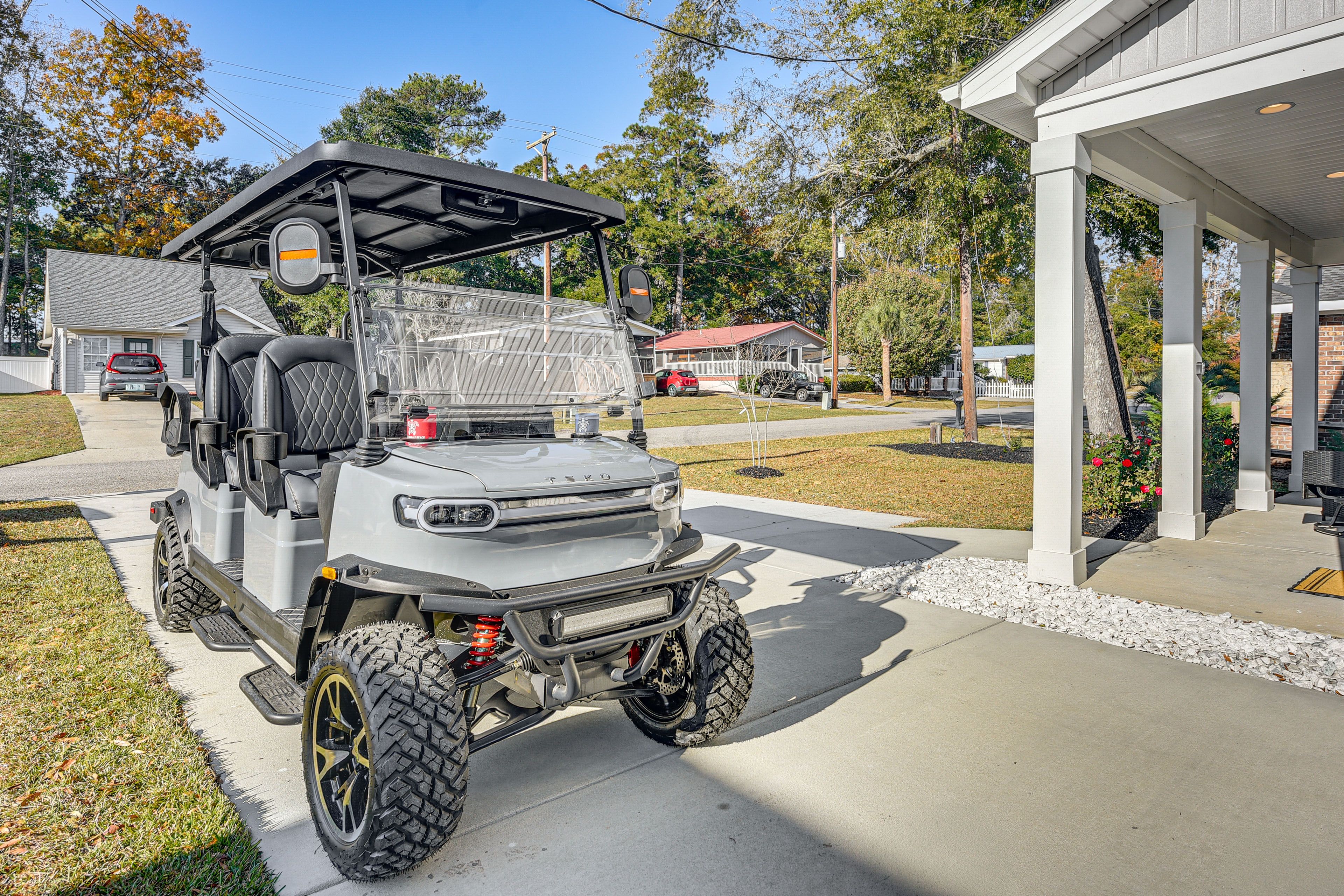 Parking | Garage (1 Vehicle) | Driveway (1 Vehicle)