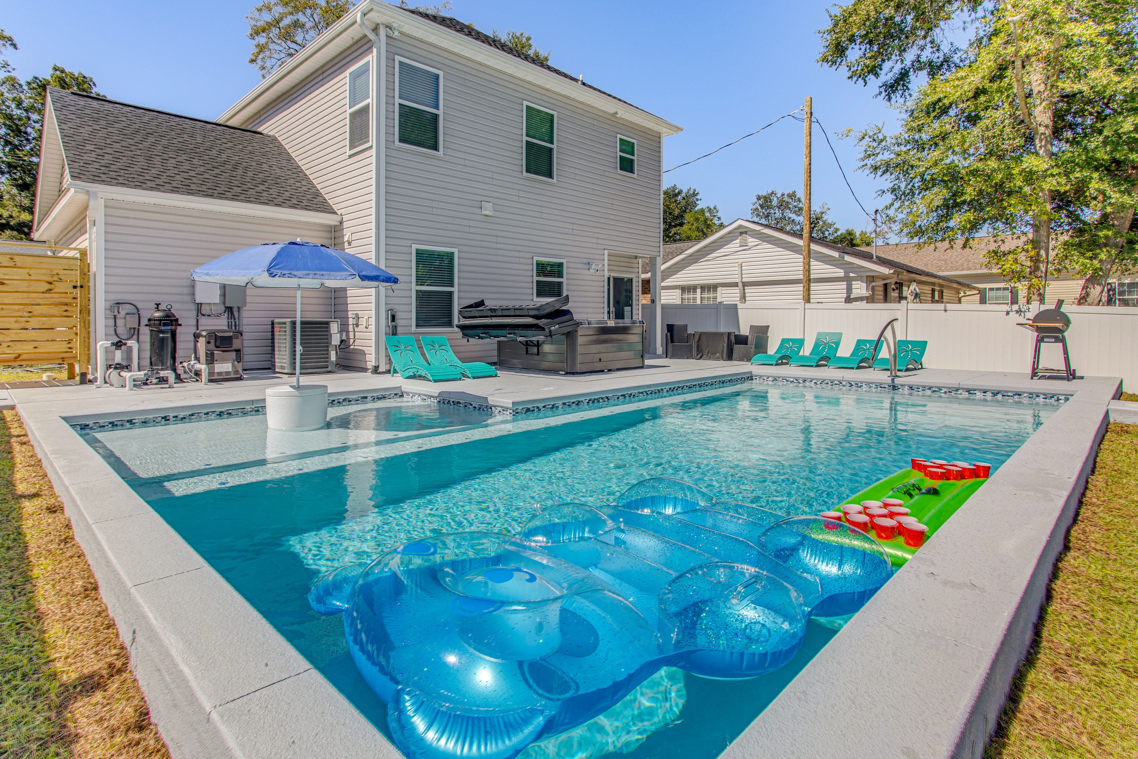 Little River Vacation Rental | 3BR | 2.5BA | 1,897 Sq Ft | Stairs Required