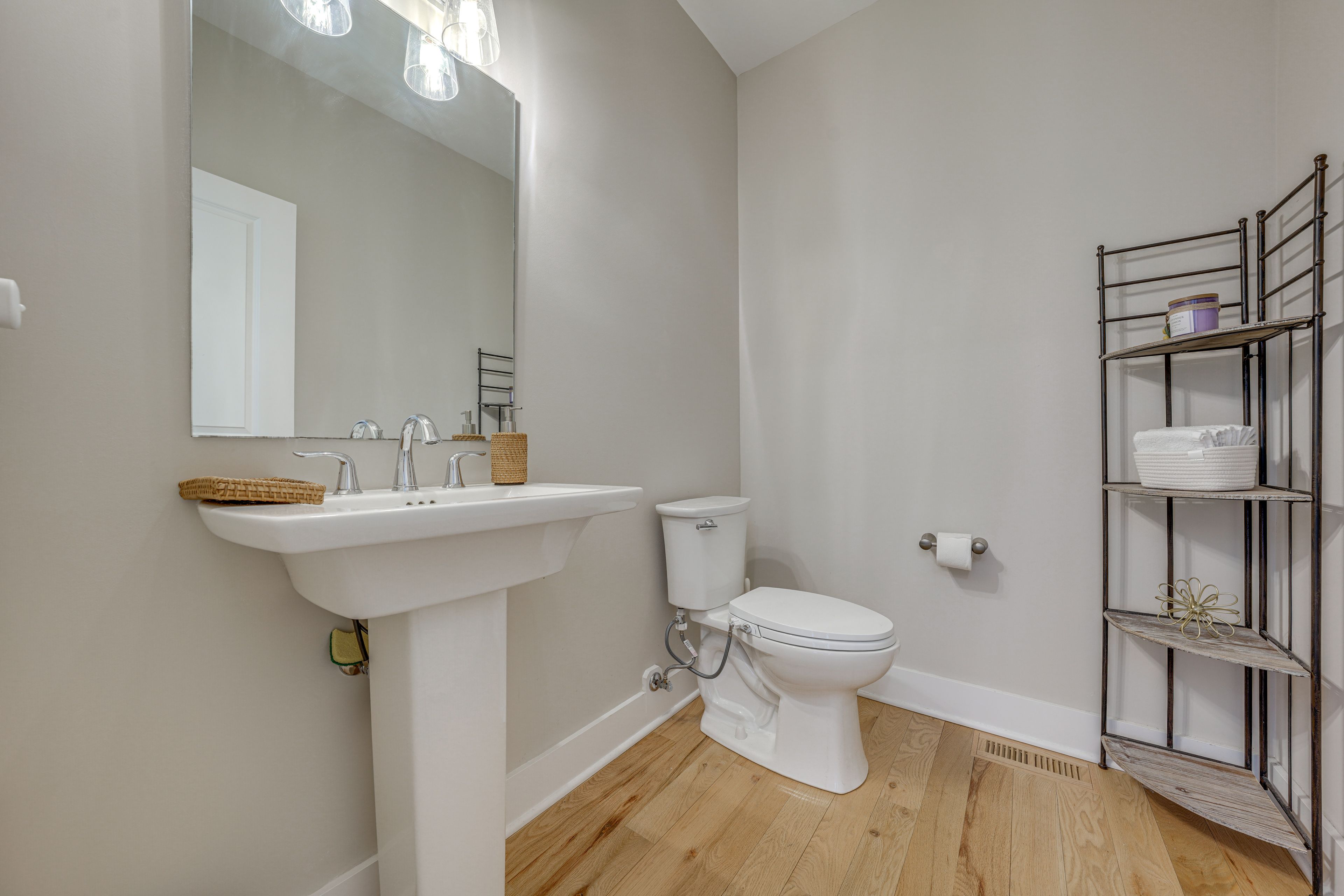 Half Bathroom | 1st Floor