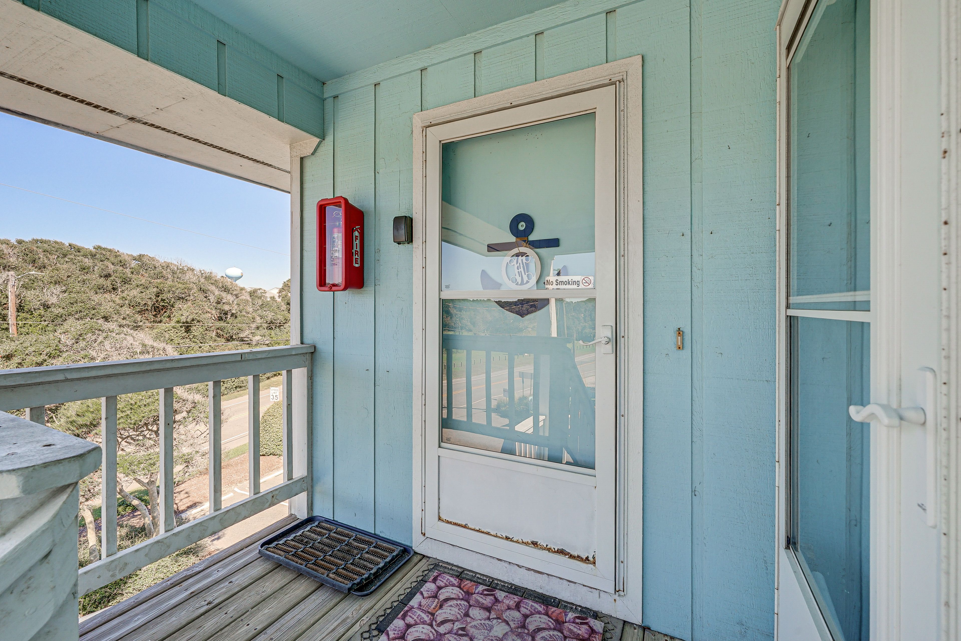 Unit Exterior | Entryway