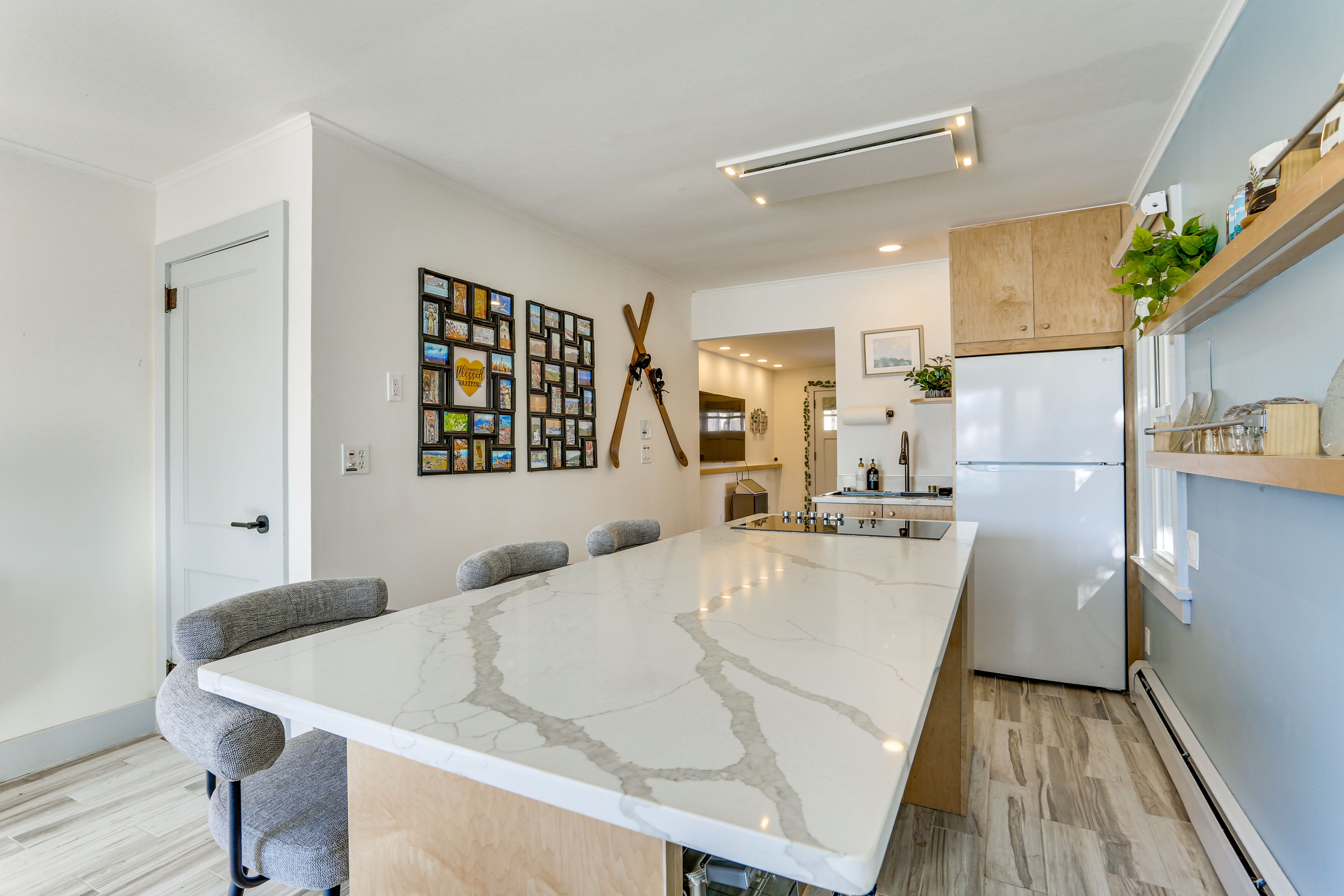 Kitchen | Main Floor