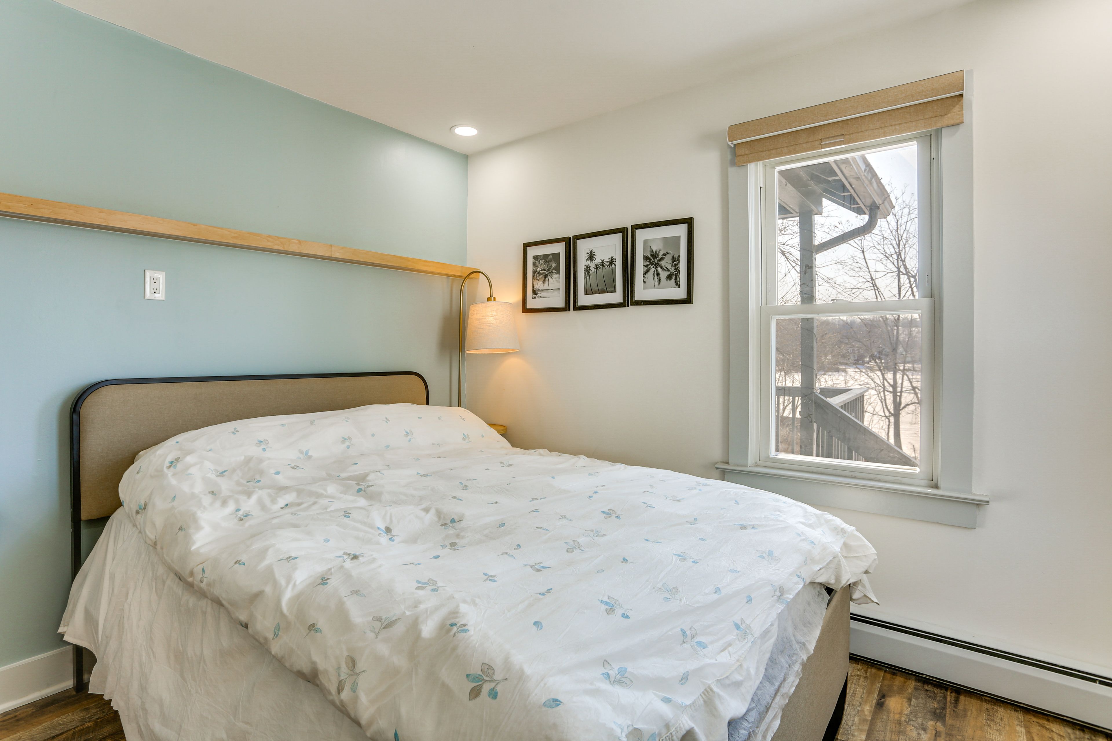 Bedroom 2 | Queen Bed | Main Floor