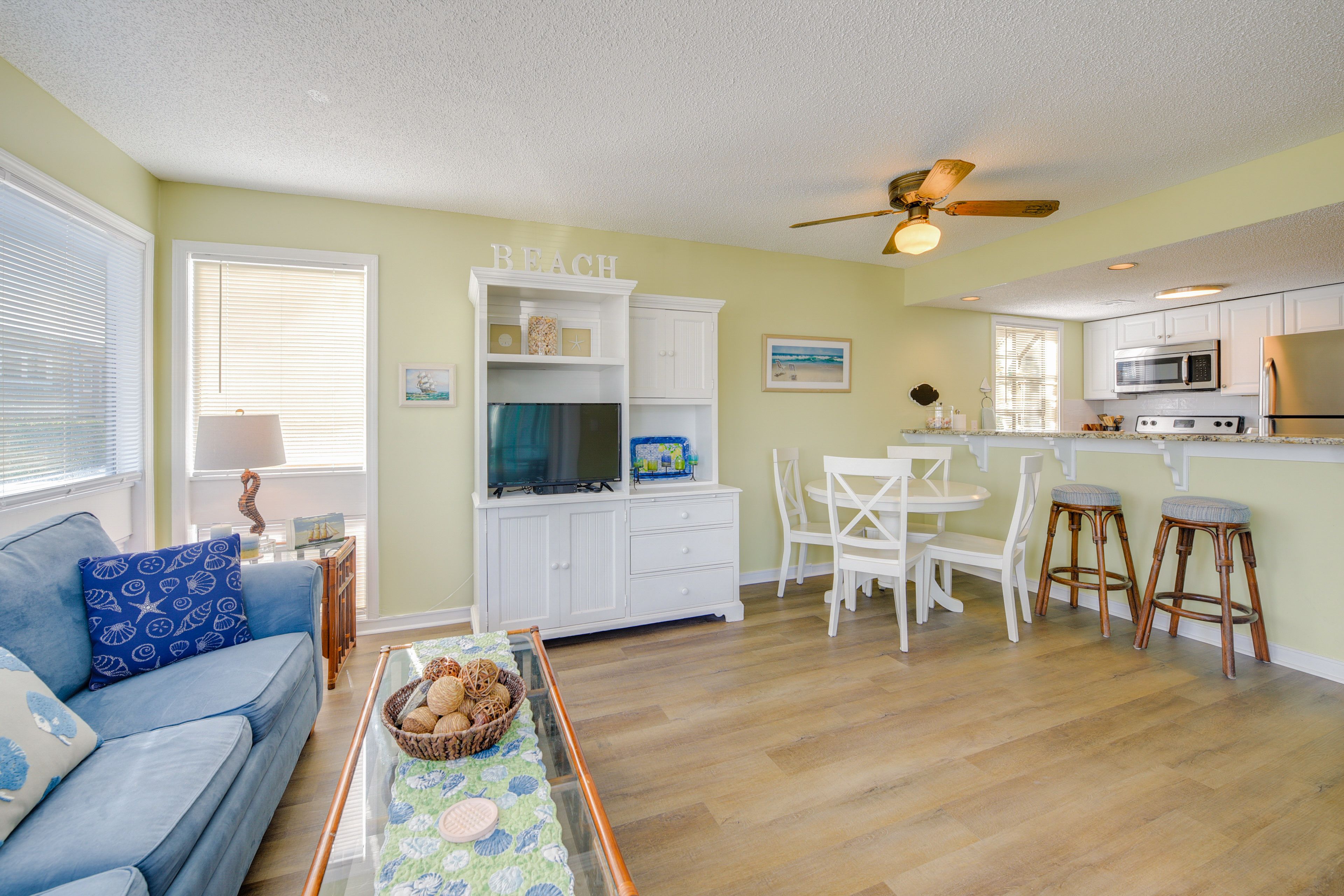 Myrtle Beach Vacation Rental | 2BR | 2BA | 975 Sq Ft | 4 Steps to Enter