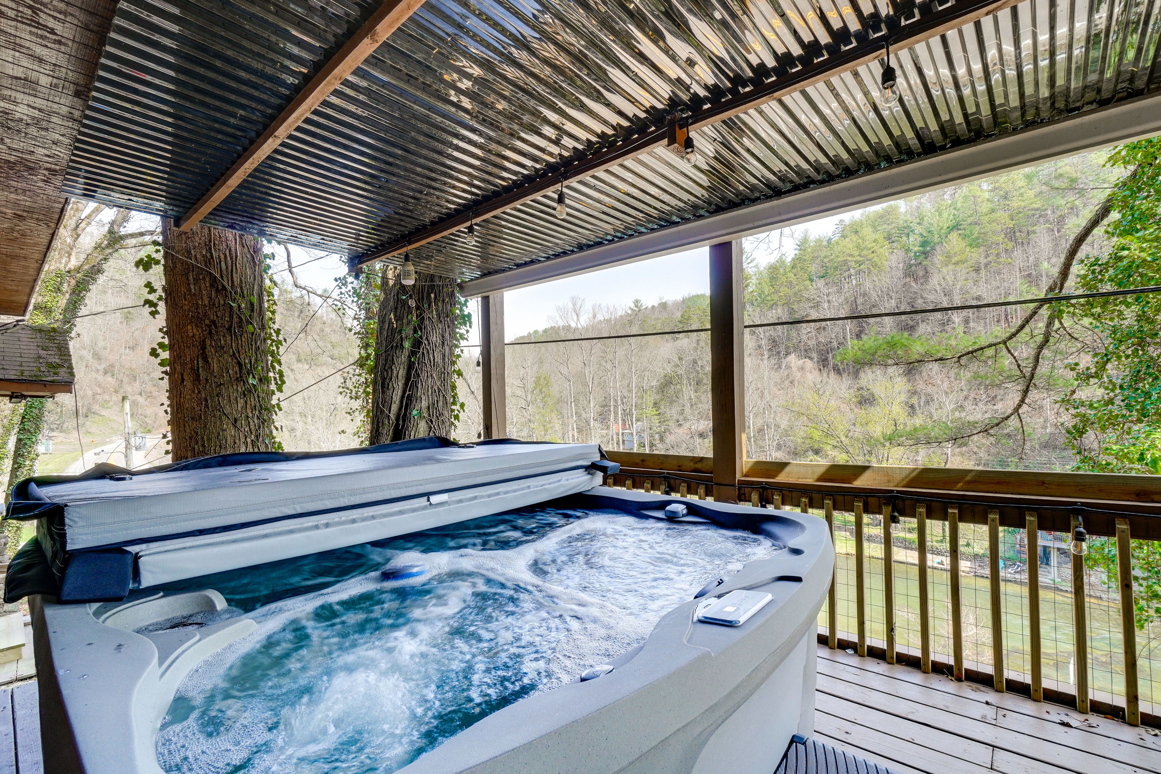 Townsend Vacation Rental | 2BR | 2BA | 1,668 Sq Ft