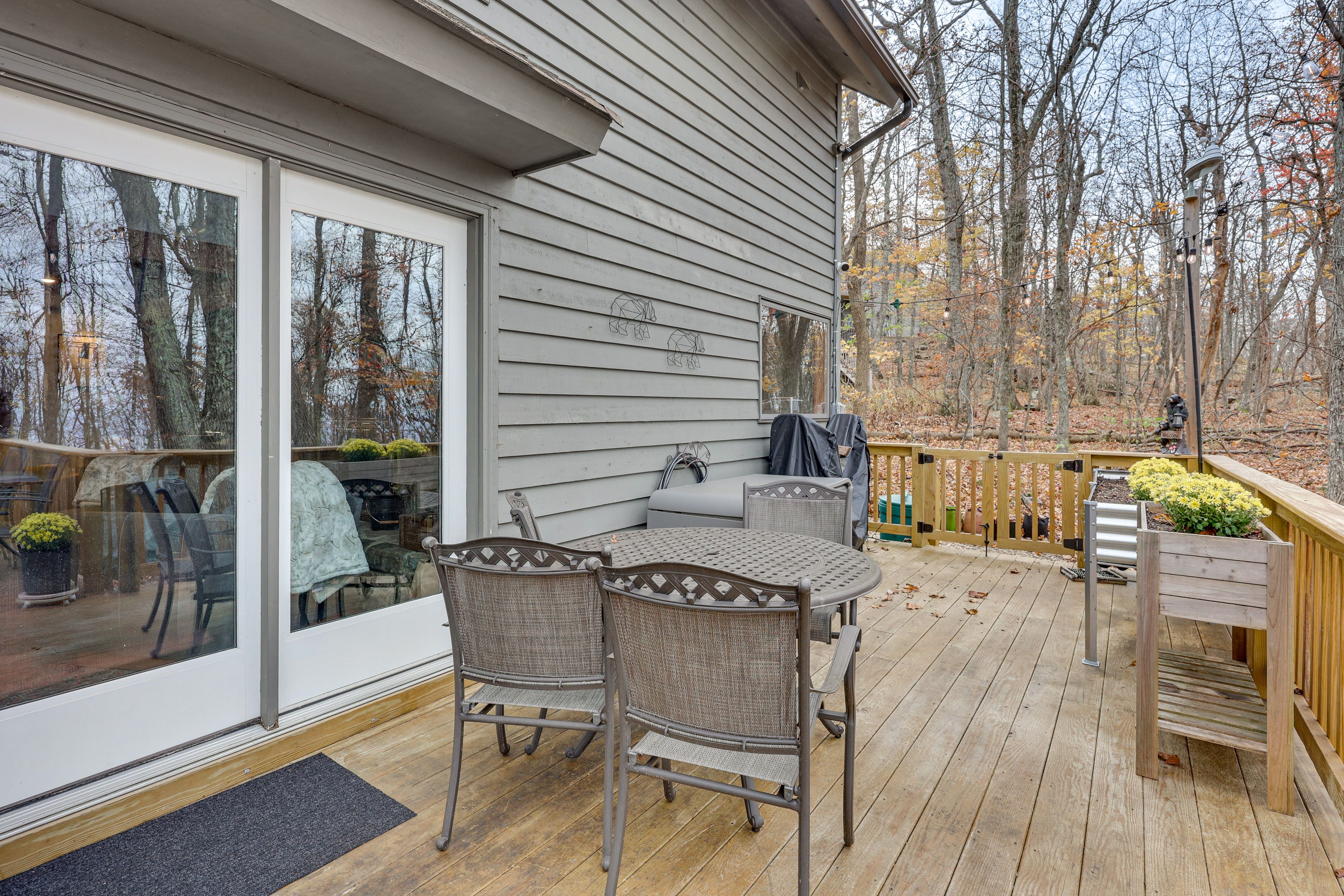 Deck 1 | Hot Tub | Gas Fire Table | Dining Areas | Lounge Seating