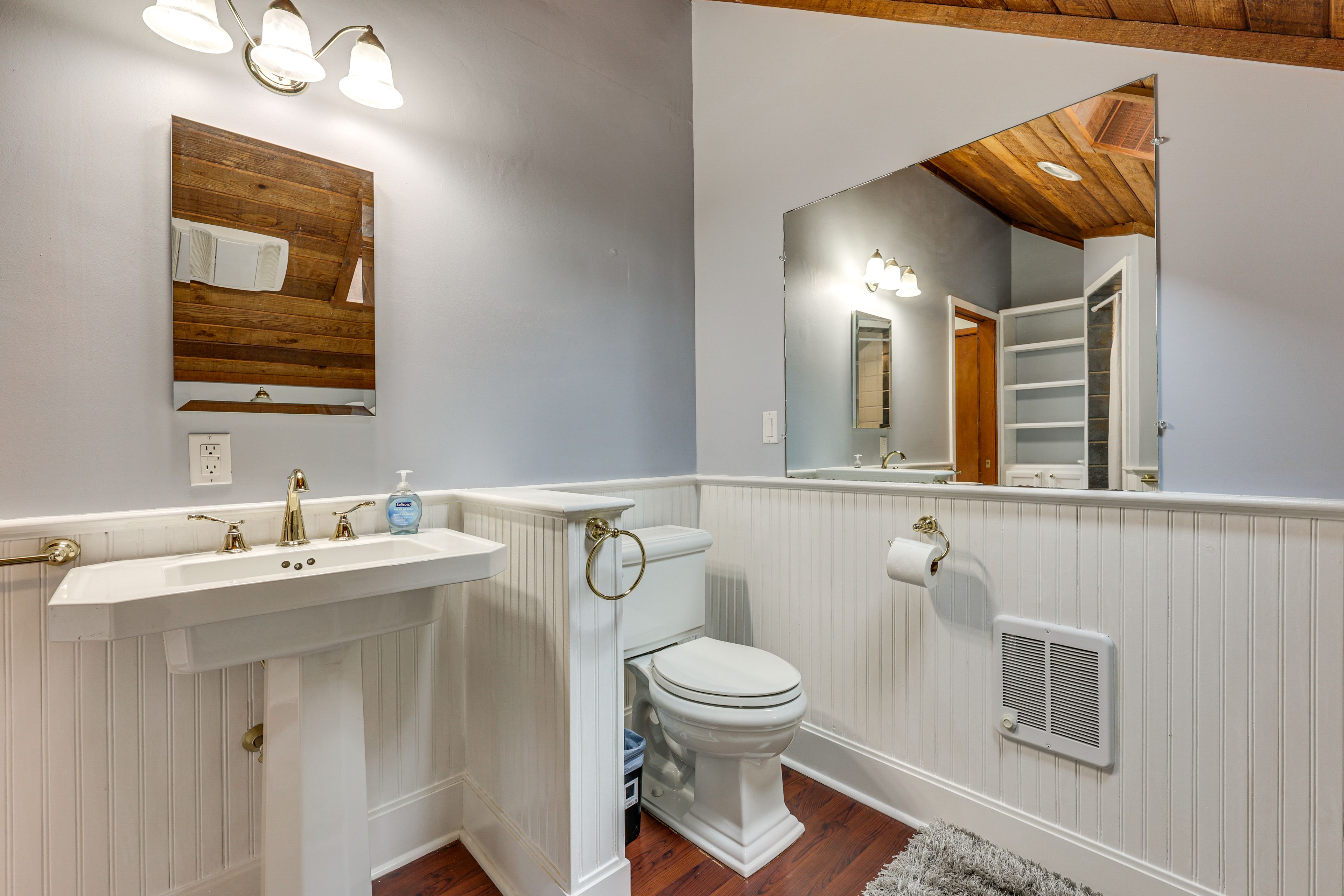 Bathroom | Shower | 2nd Floor