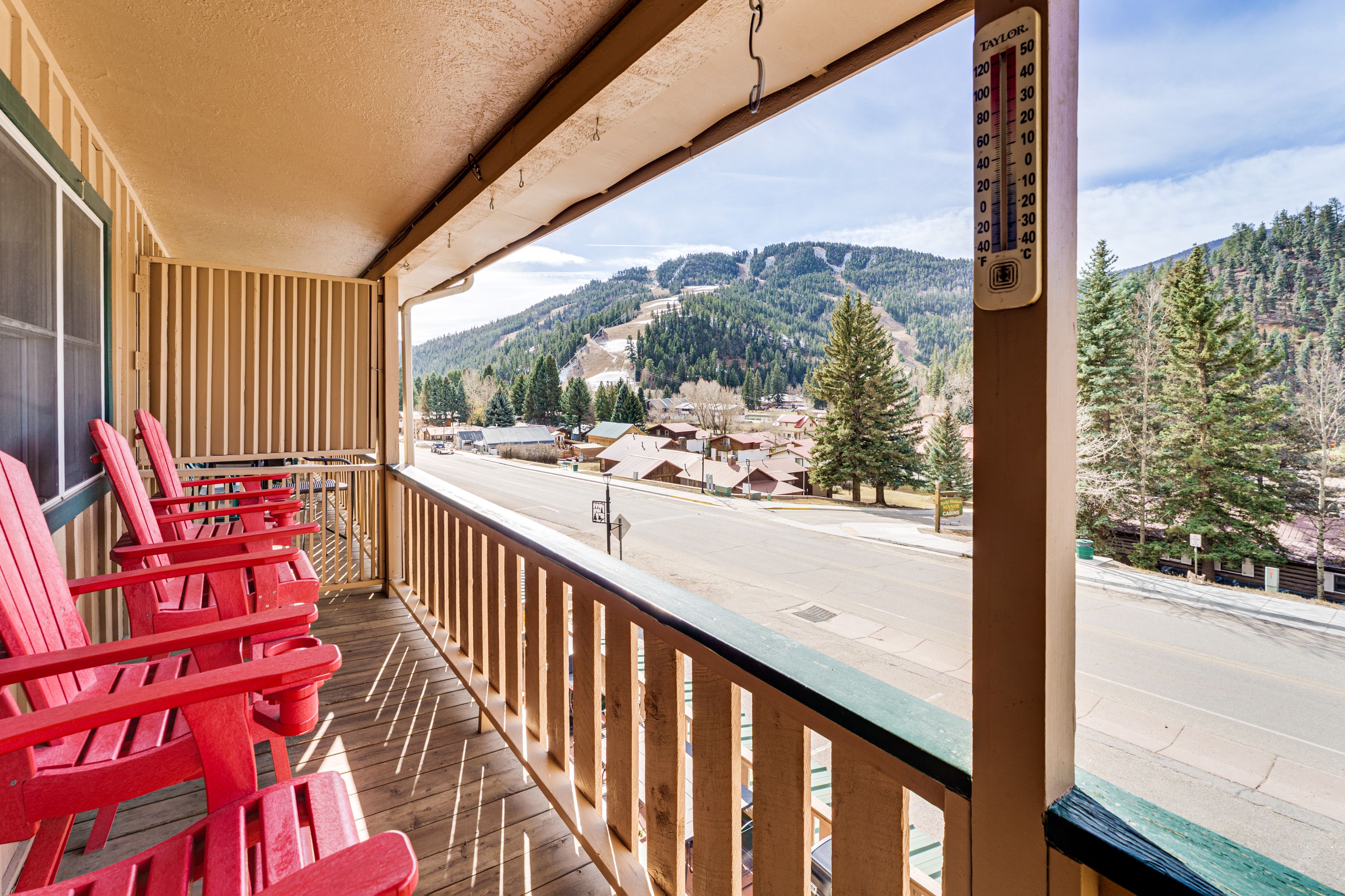 Red River Vacation Rental | 2BR | 2BA | 1,000 Sq Ft | Stairs to Enter