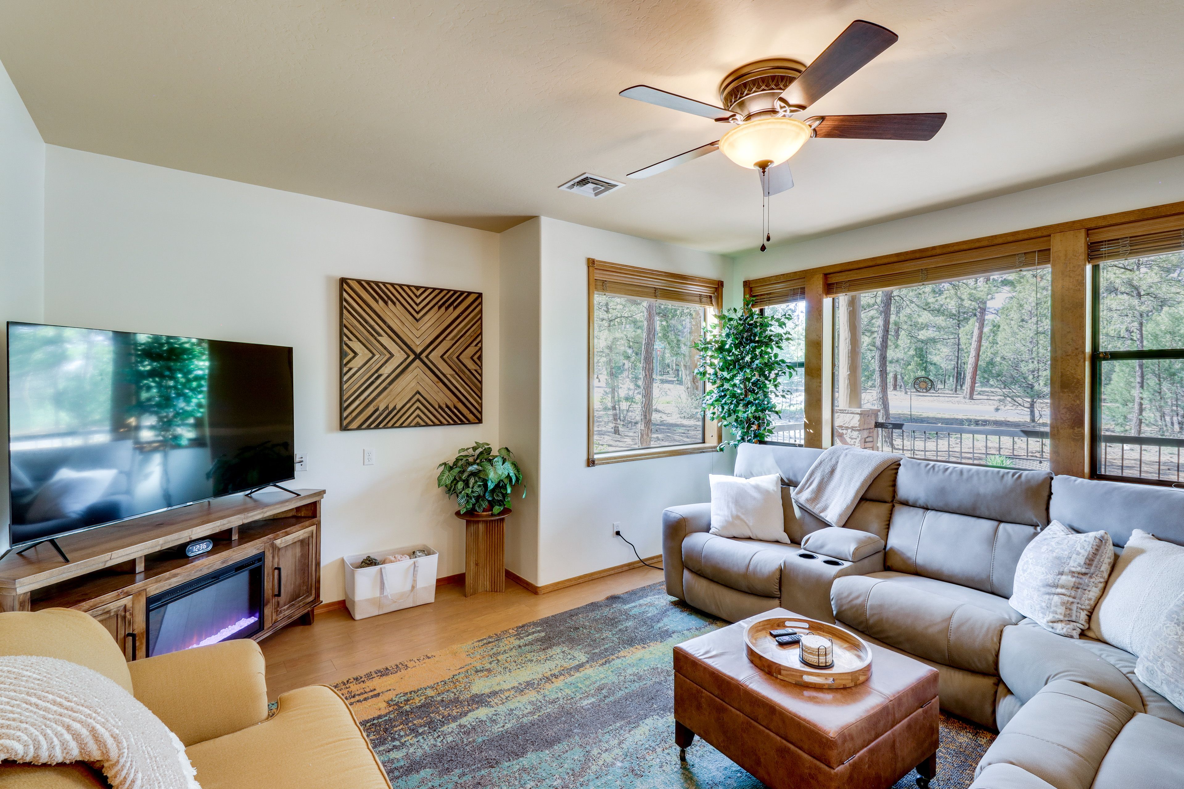 Living Area | Electric Fireplace | Smart TV | Free WiFi