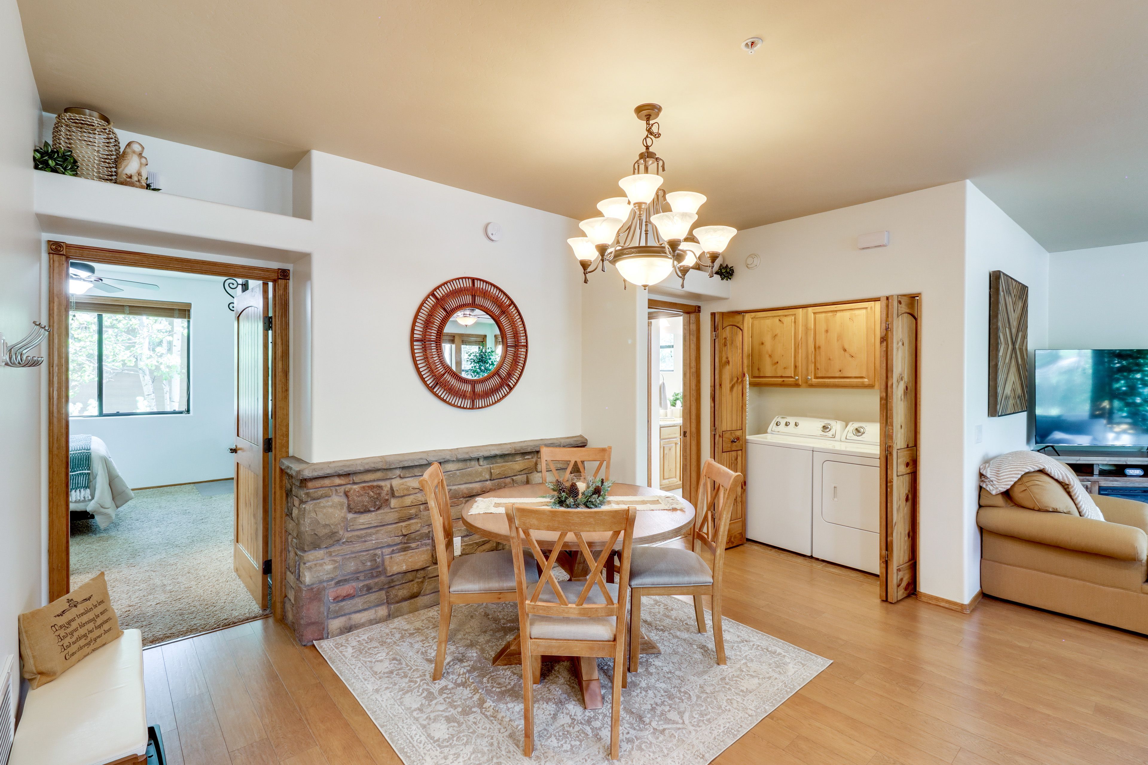 Dining Area | Washer & Dryer