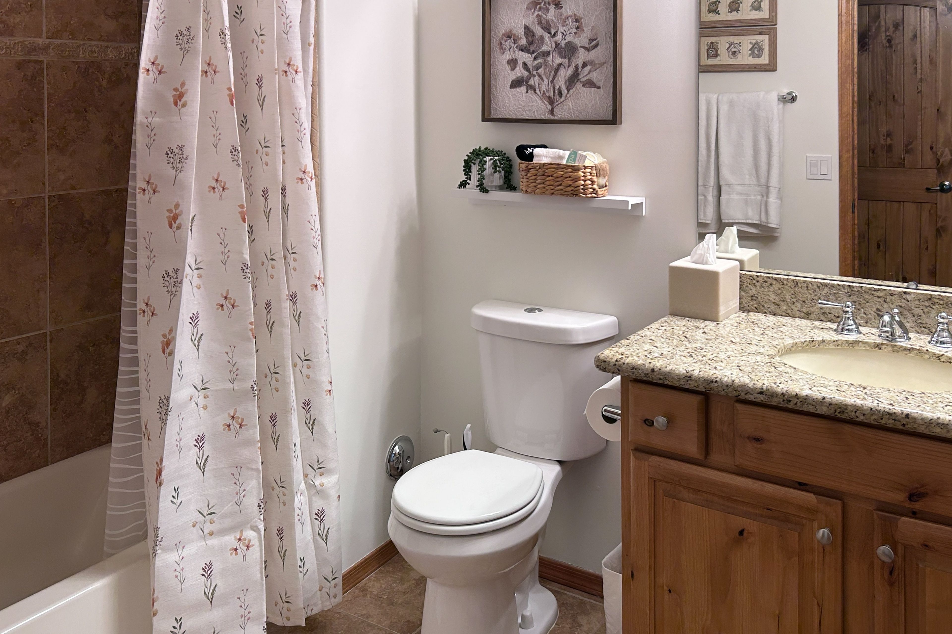 En-Suite Bathroom