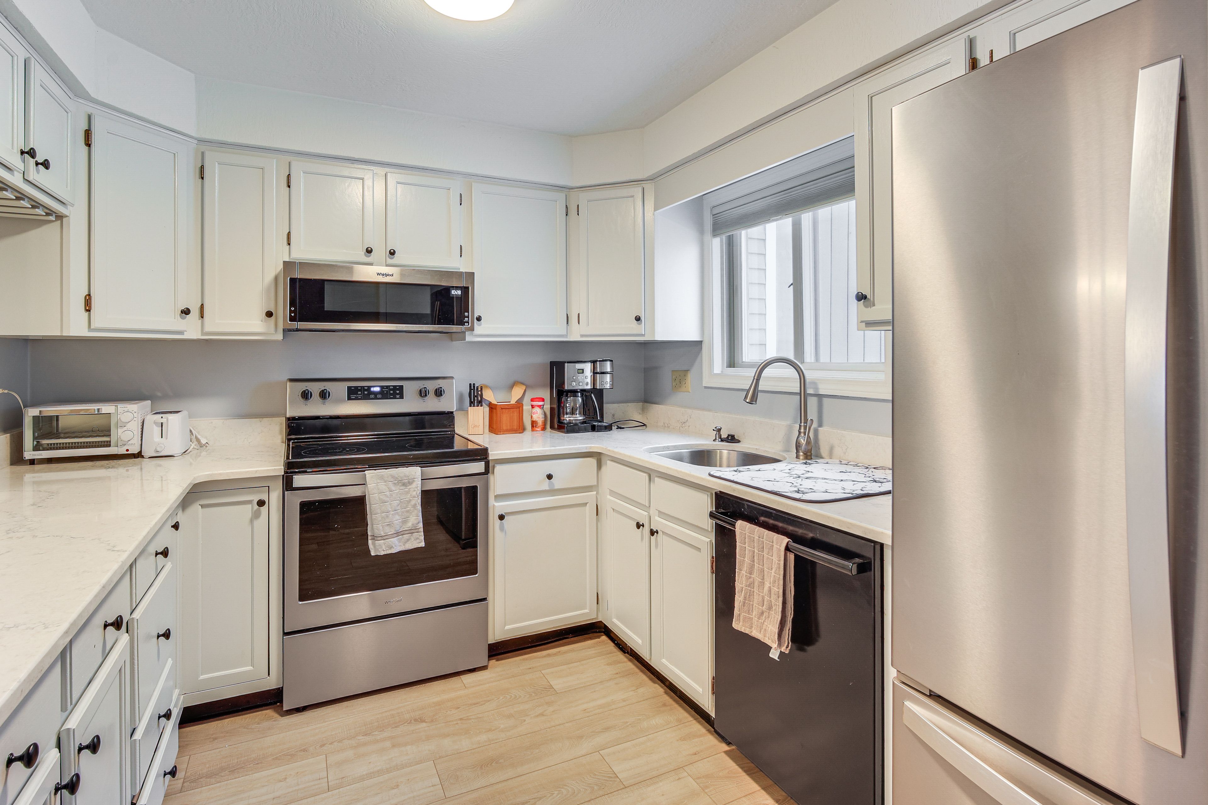 Kitchen | 1st Floor | Combo Drip/Single-Serve Coffee Maker