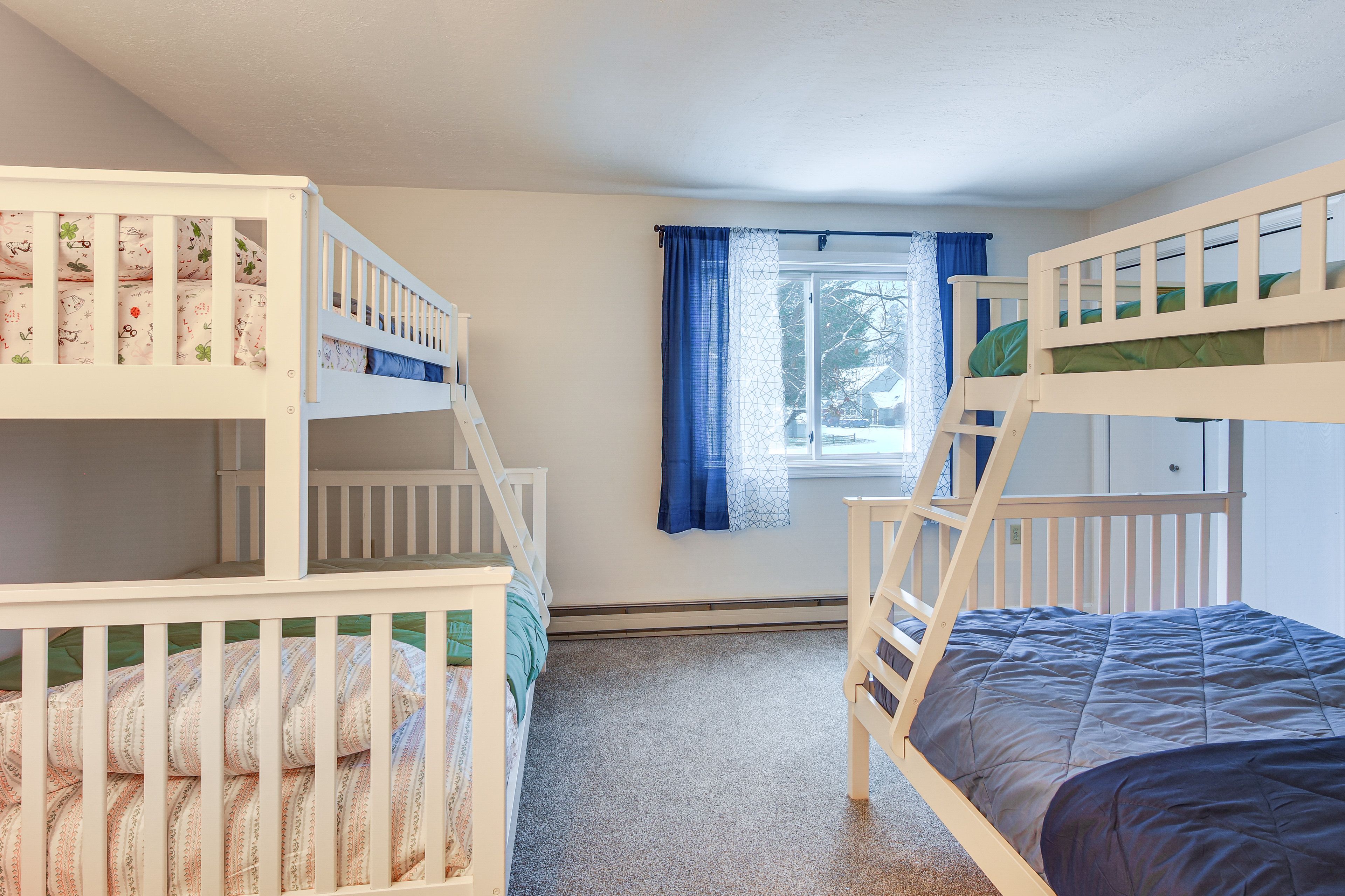 Bedroom 2 | 2nd Floor | 2 Twin/Full Bunk Beds