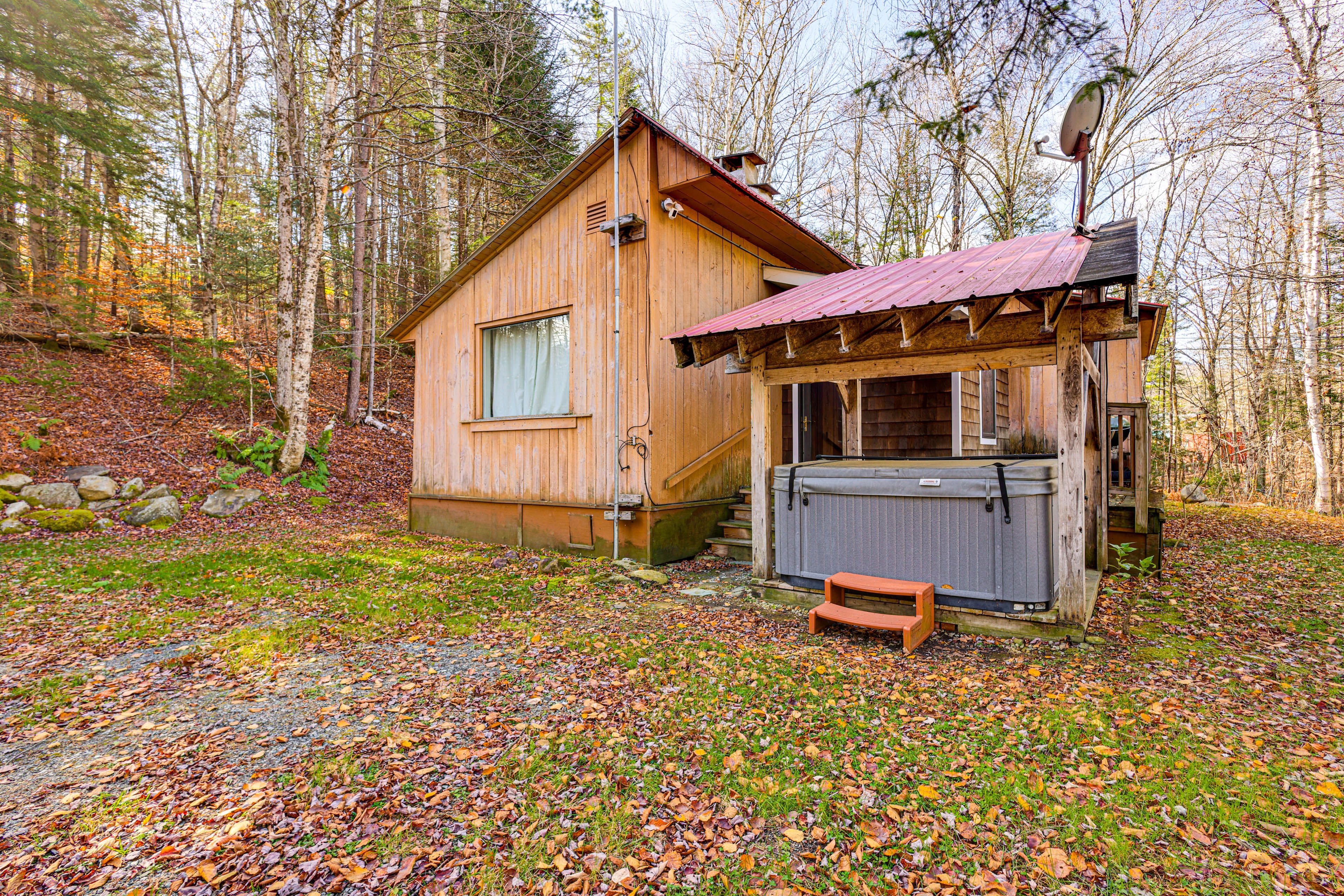 Property Exterior | Single-Story Cabin