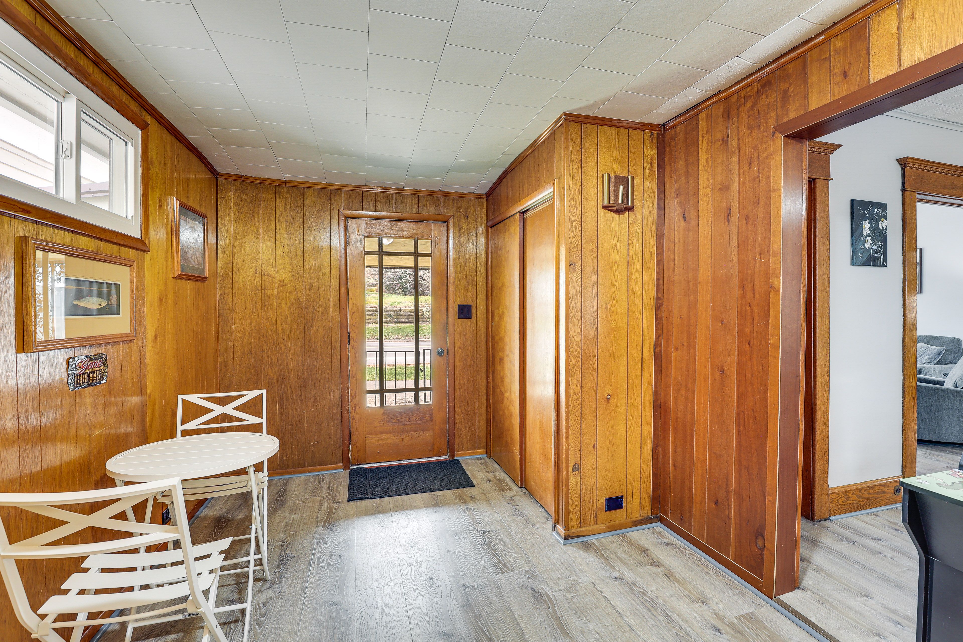 Entryway | 1st Floor