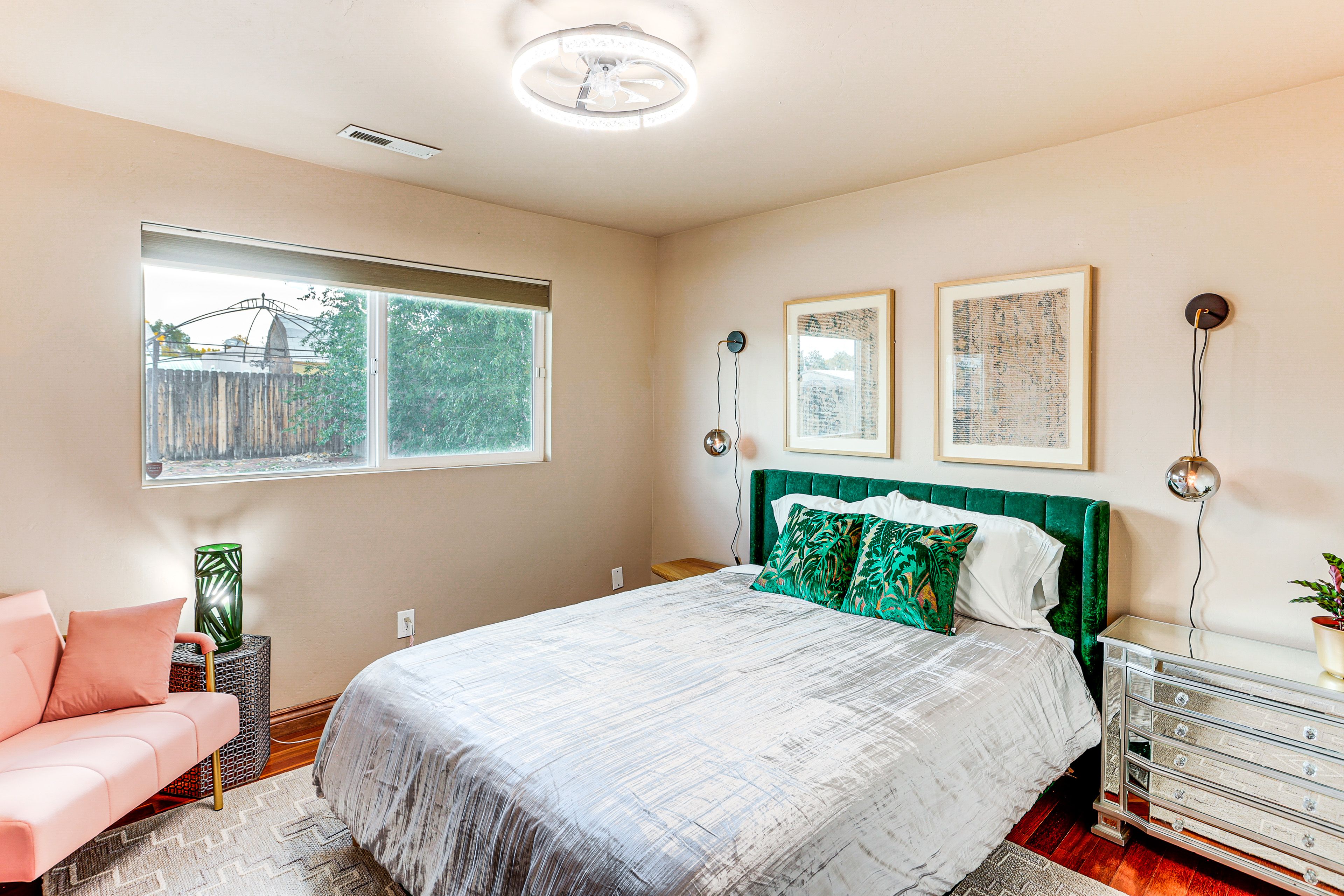 Bedroom 2 | Queen Bed