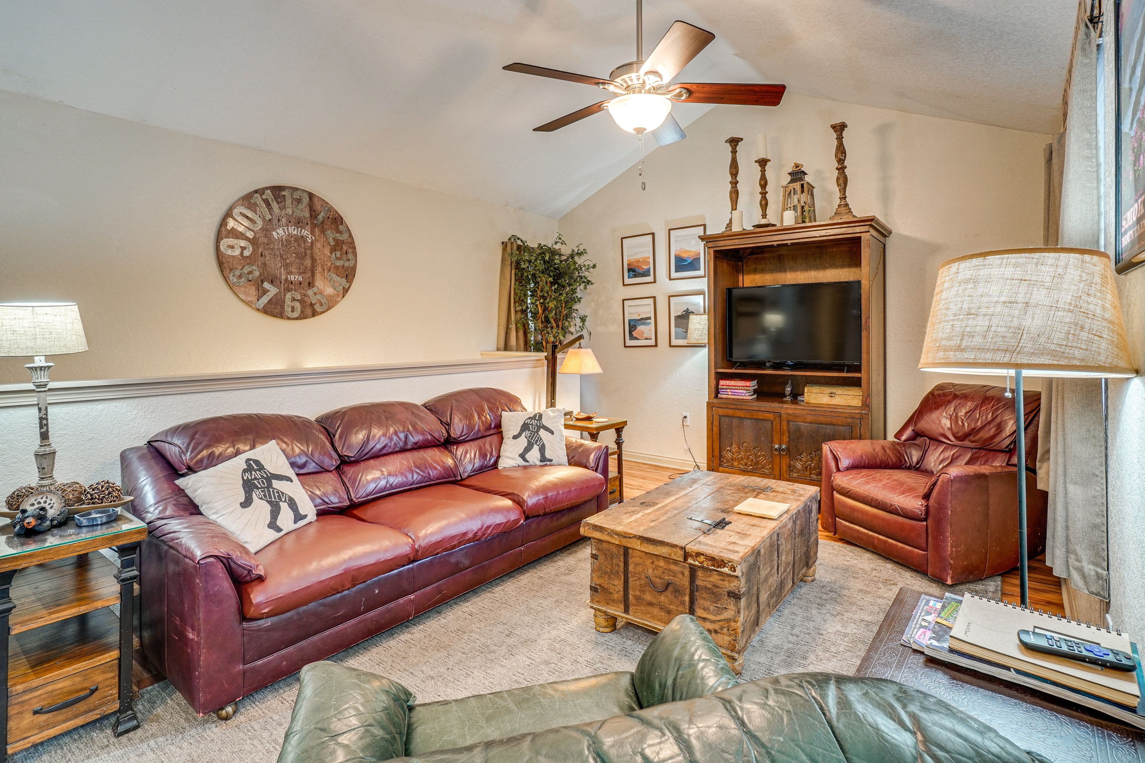 Living Room | Central A/C & Heat | Main Floor