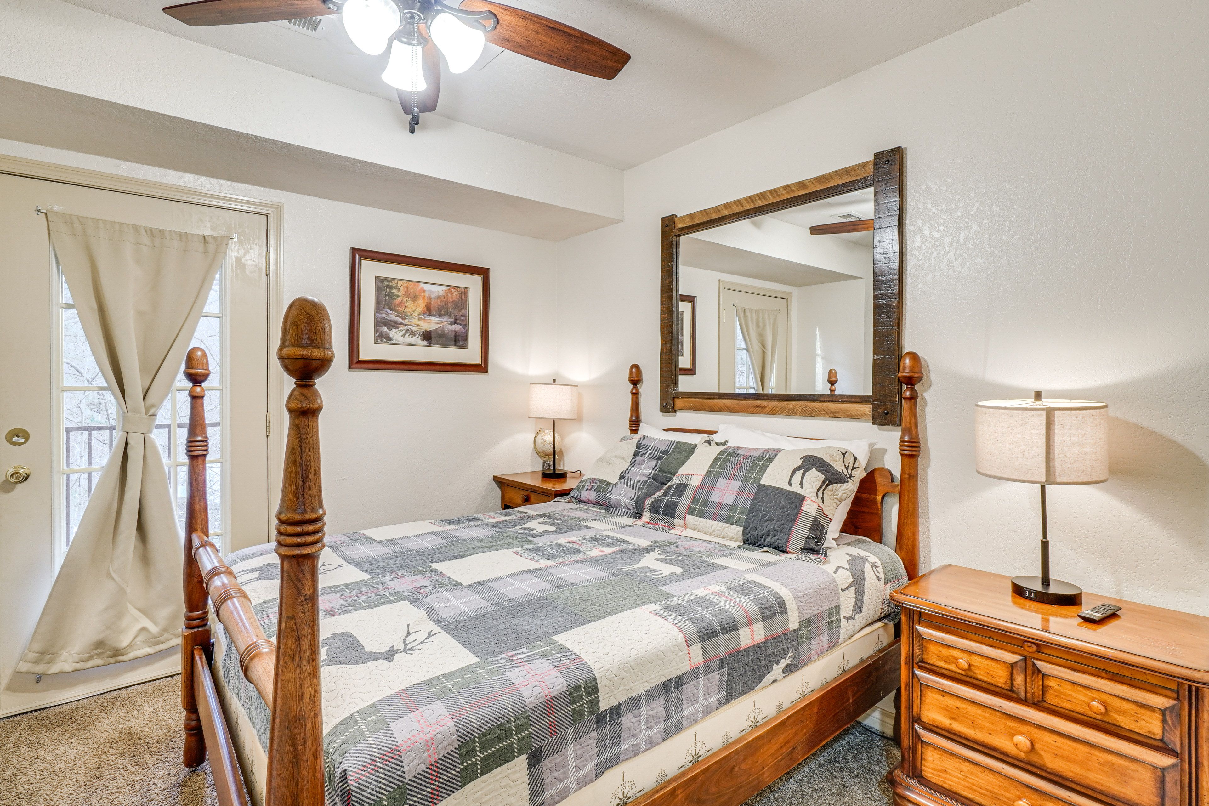 Bedroom 2 | Queen Bed | Lower Floor