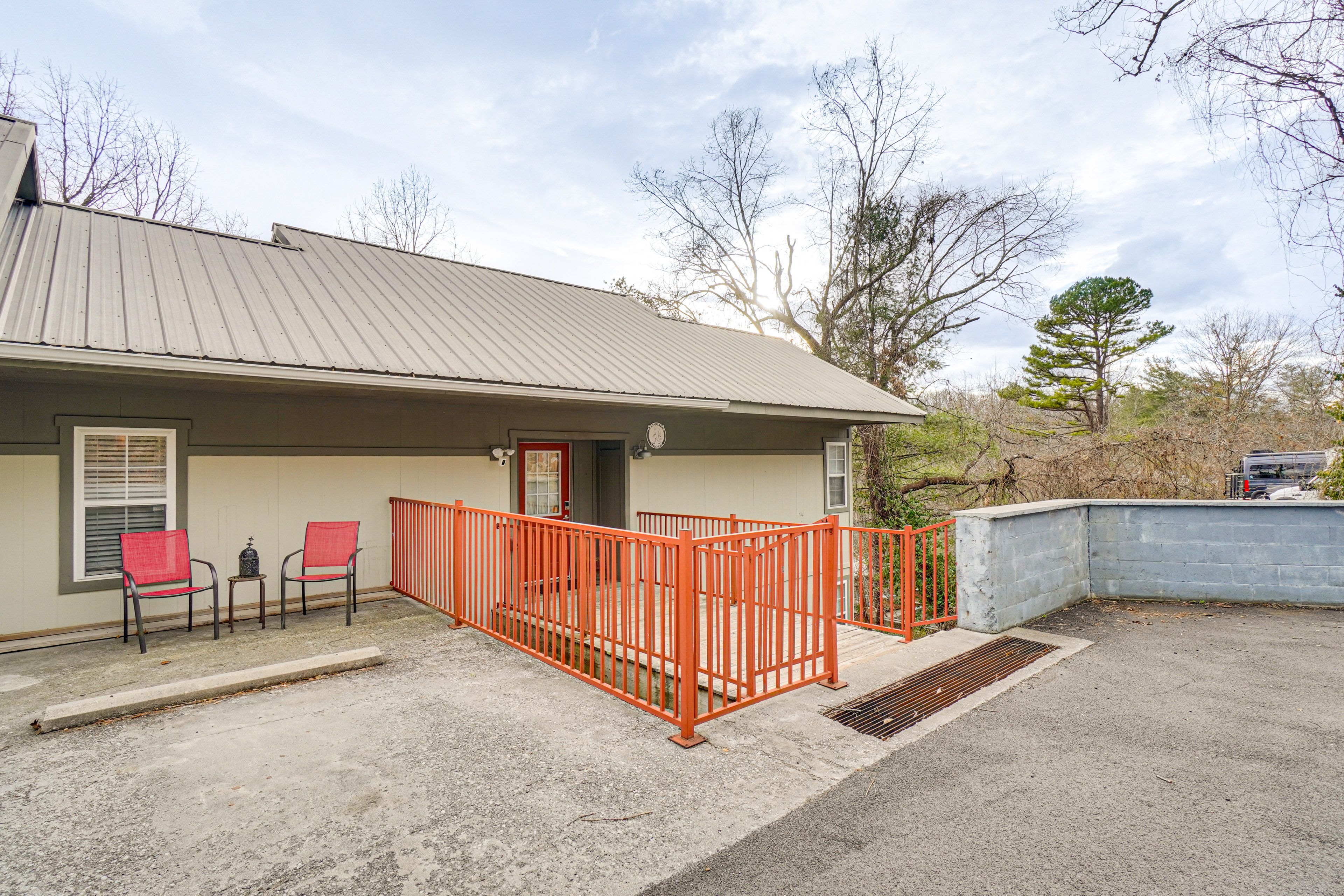 Unit Exterior | Parking | Designated Parking Spots (2 Vehicles)