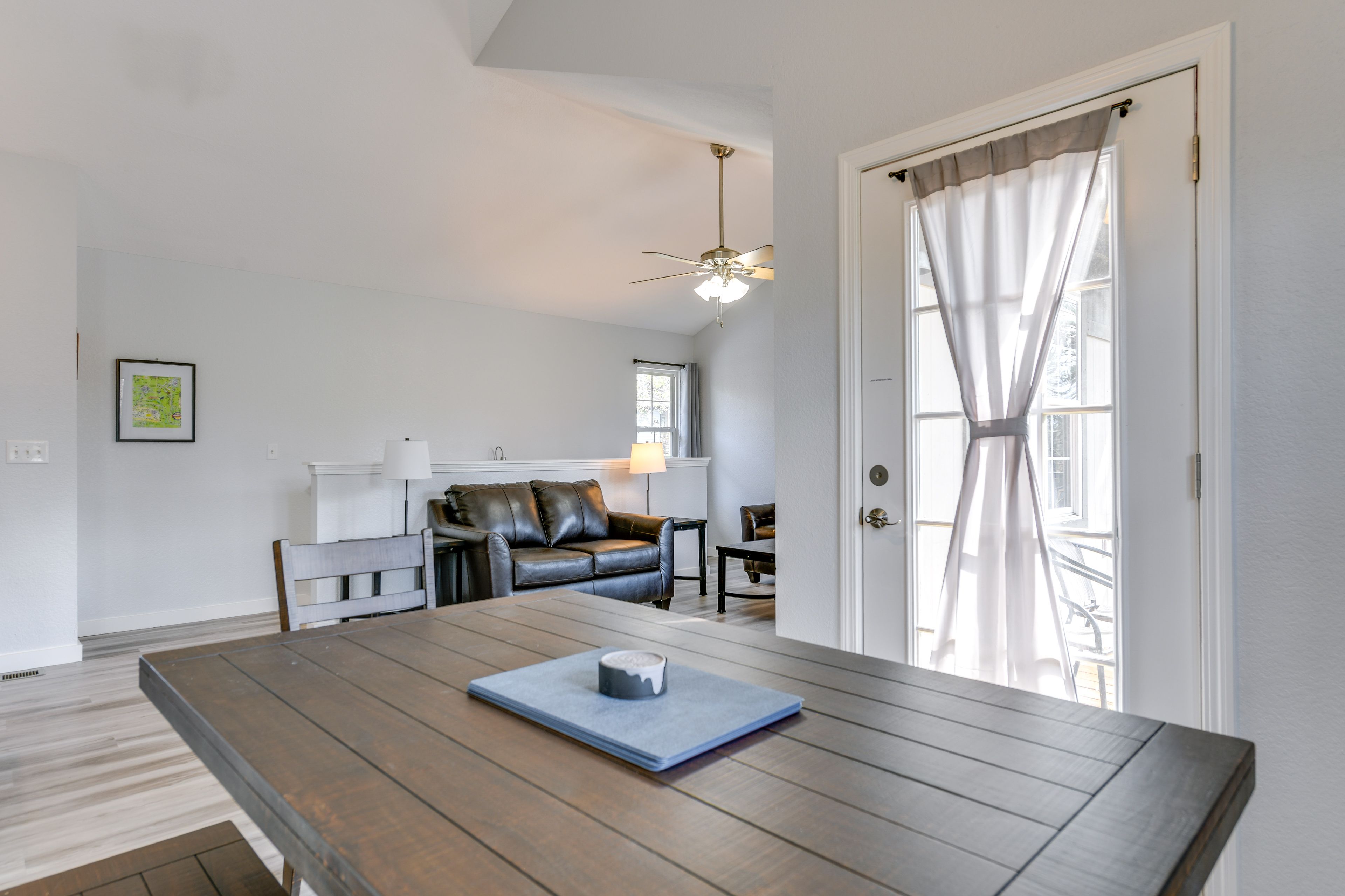 Dining Area | Main Level