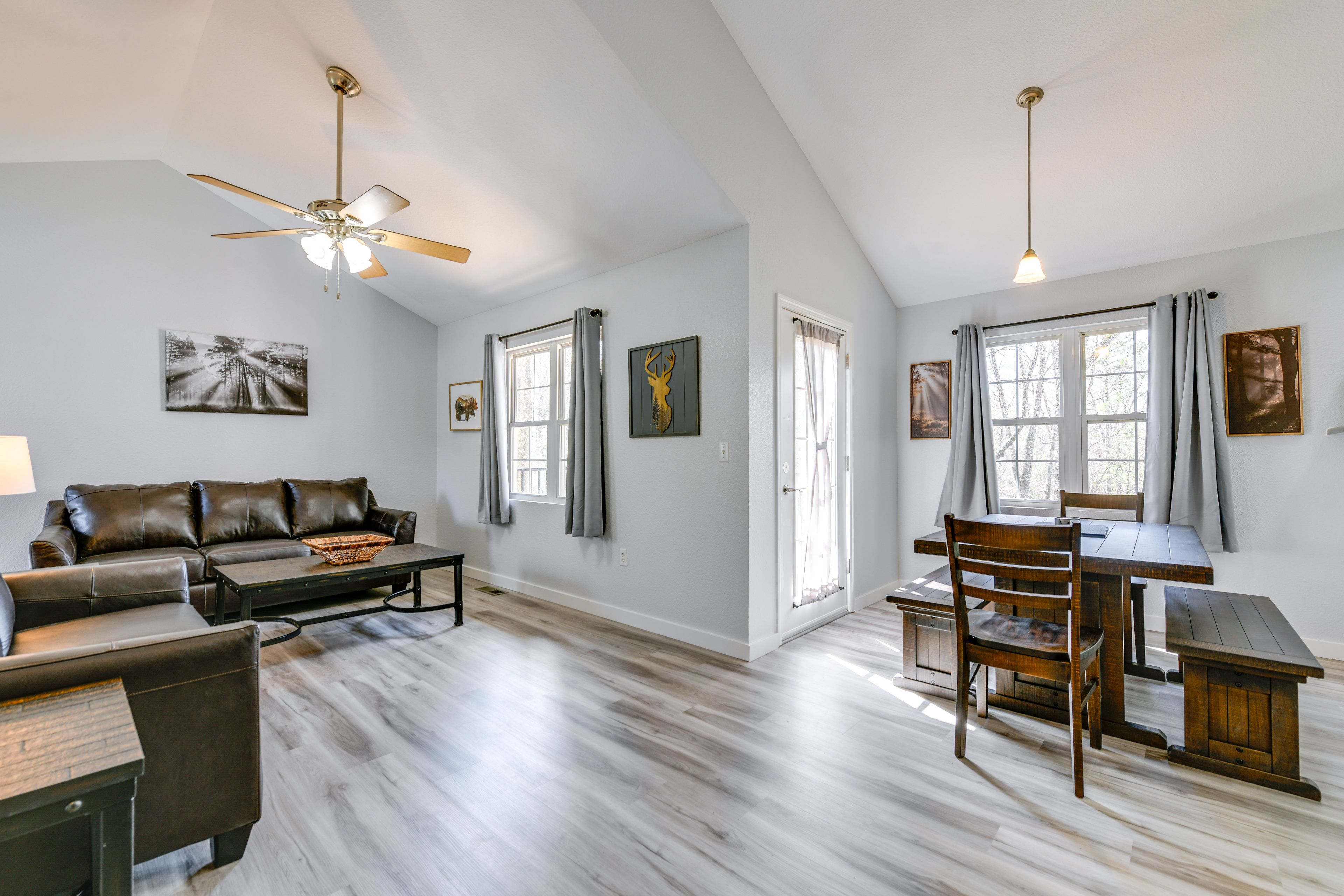 Living Room | Main Level