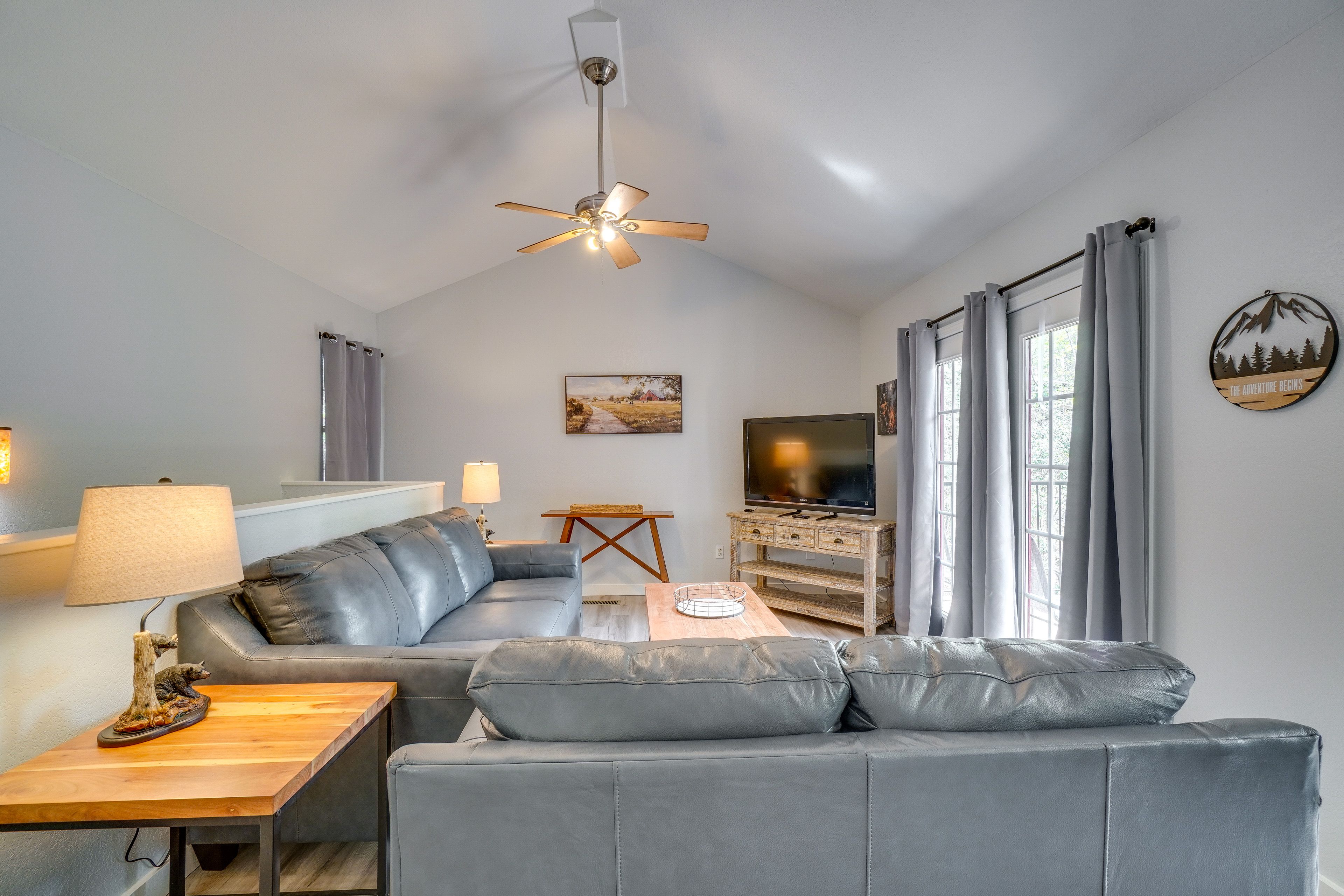 Living Room | Main Level