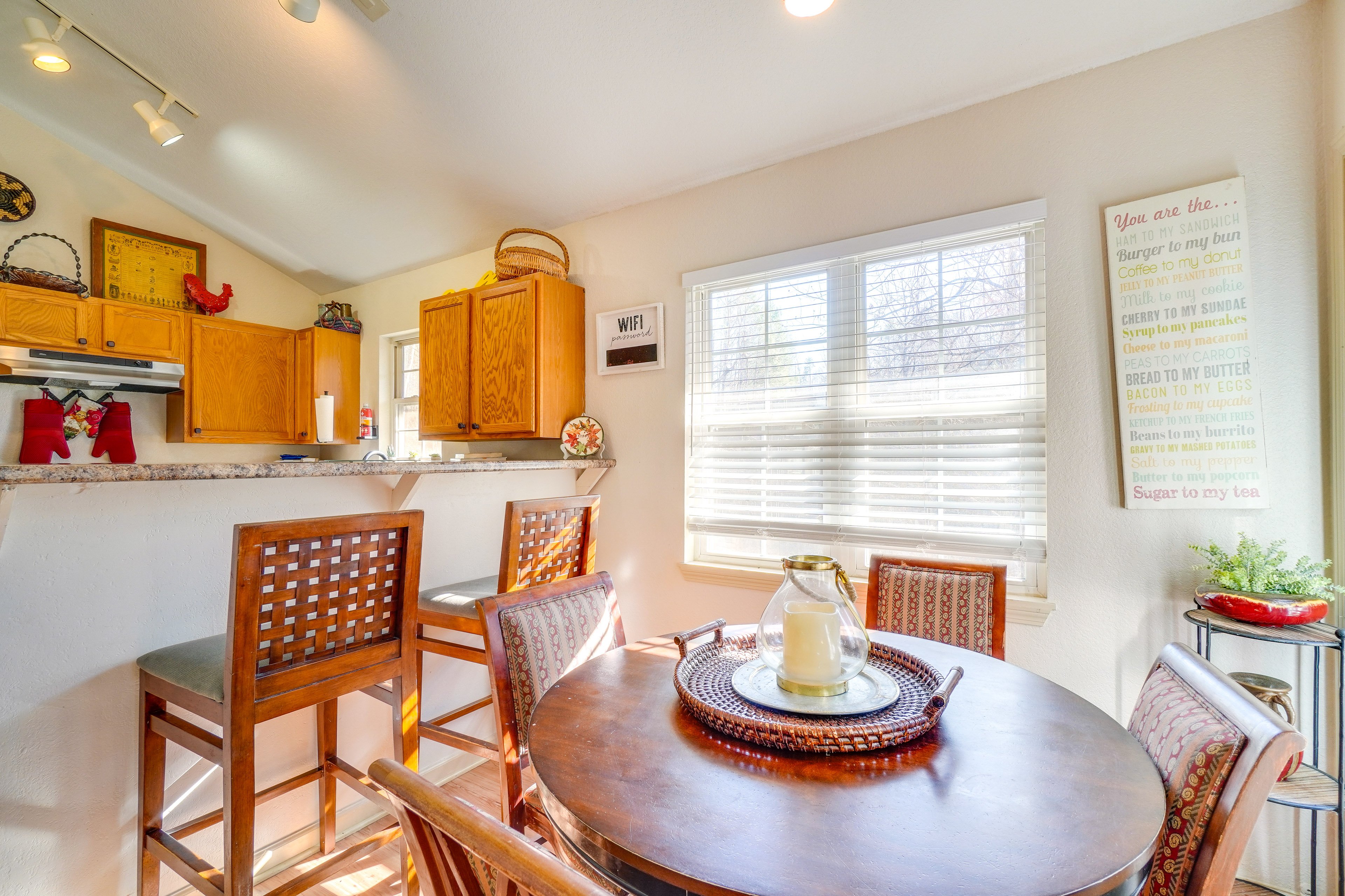 Kitchen | Dining Area | Coffee Maker