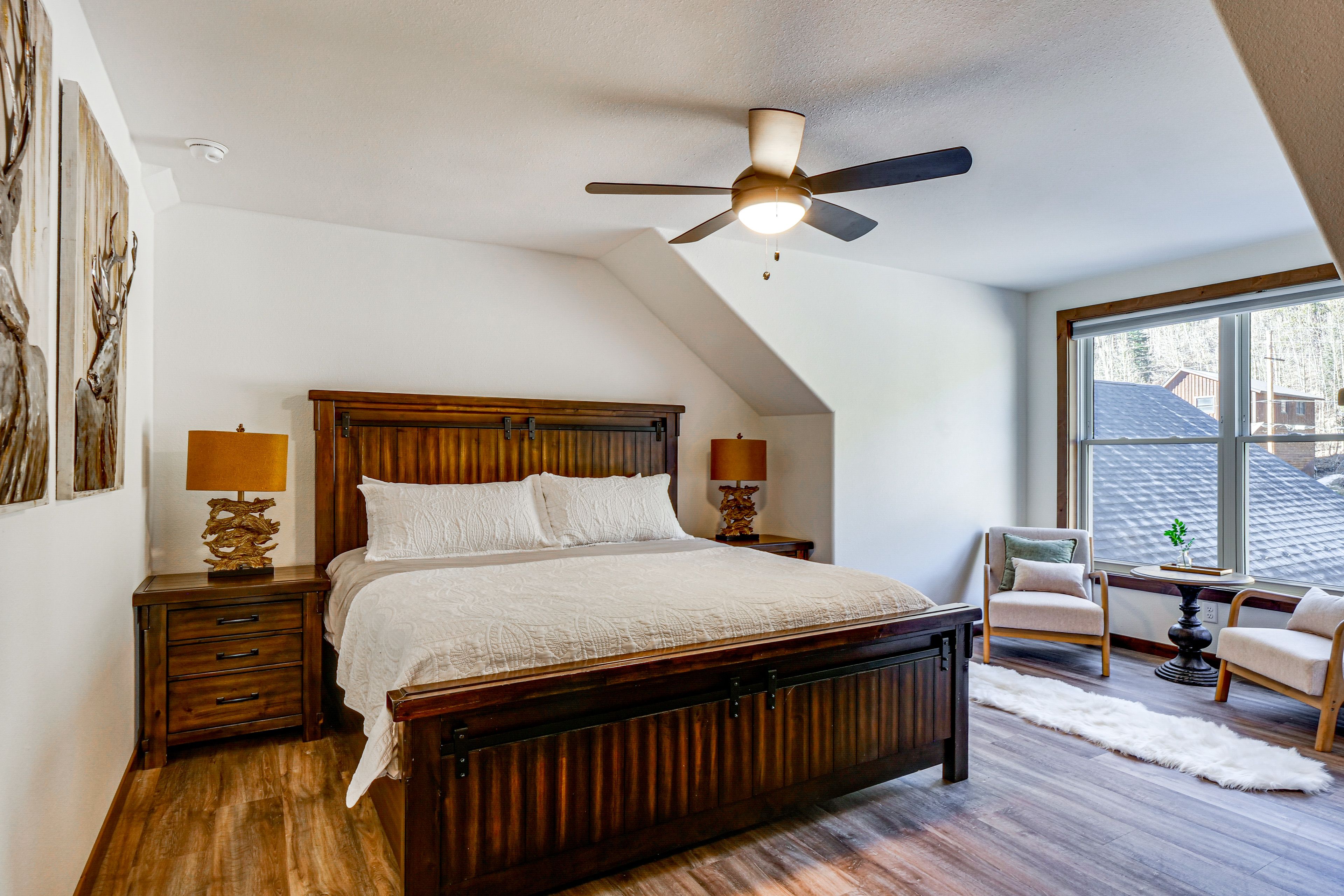 Bedroom 2 | King Bed | 2nd Floor