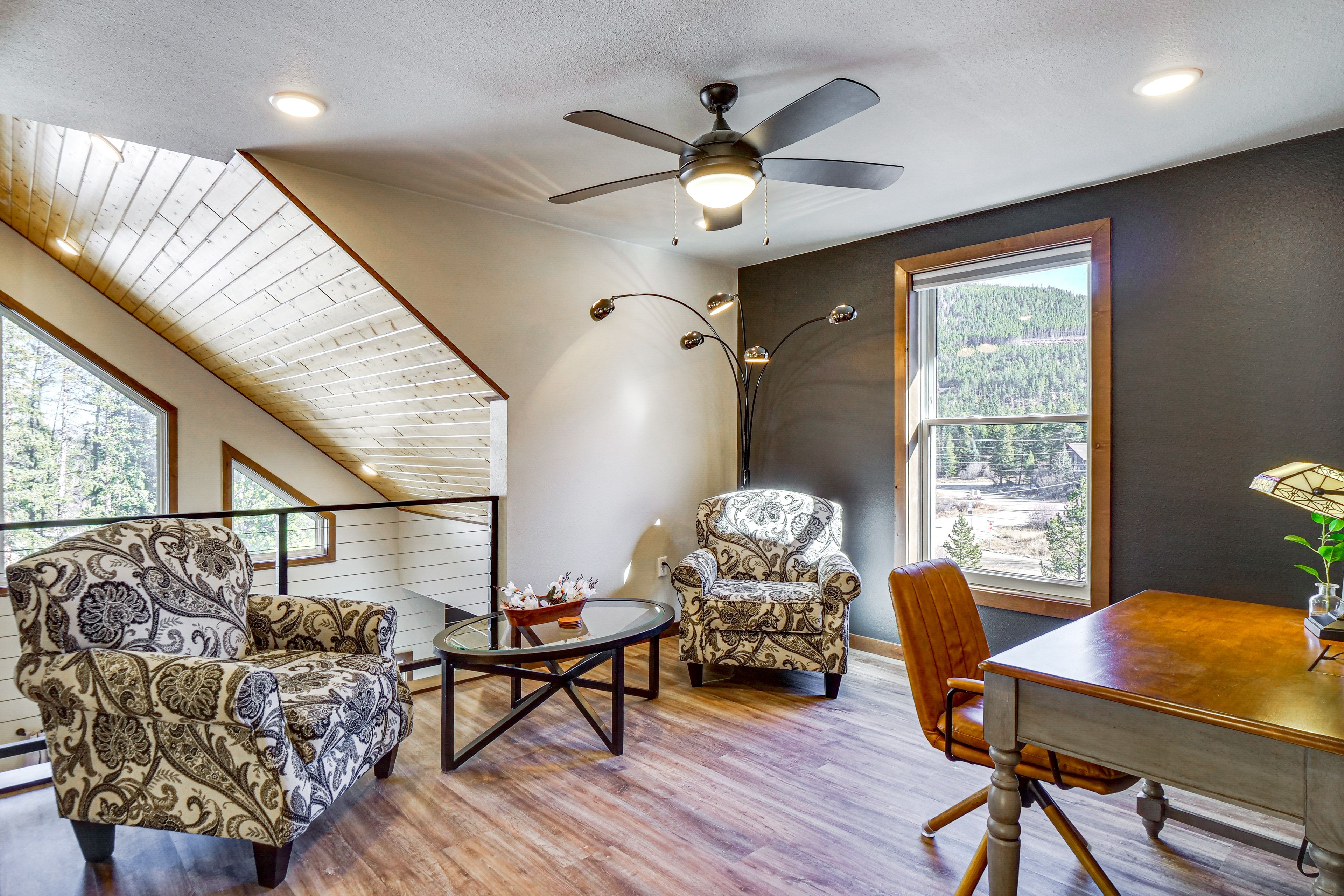 Loft | Desk Workspace | 2nd Floor