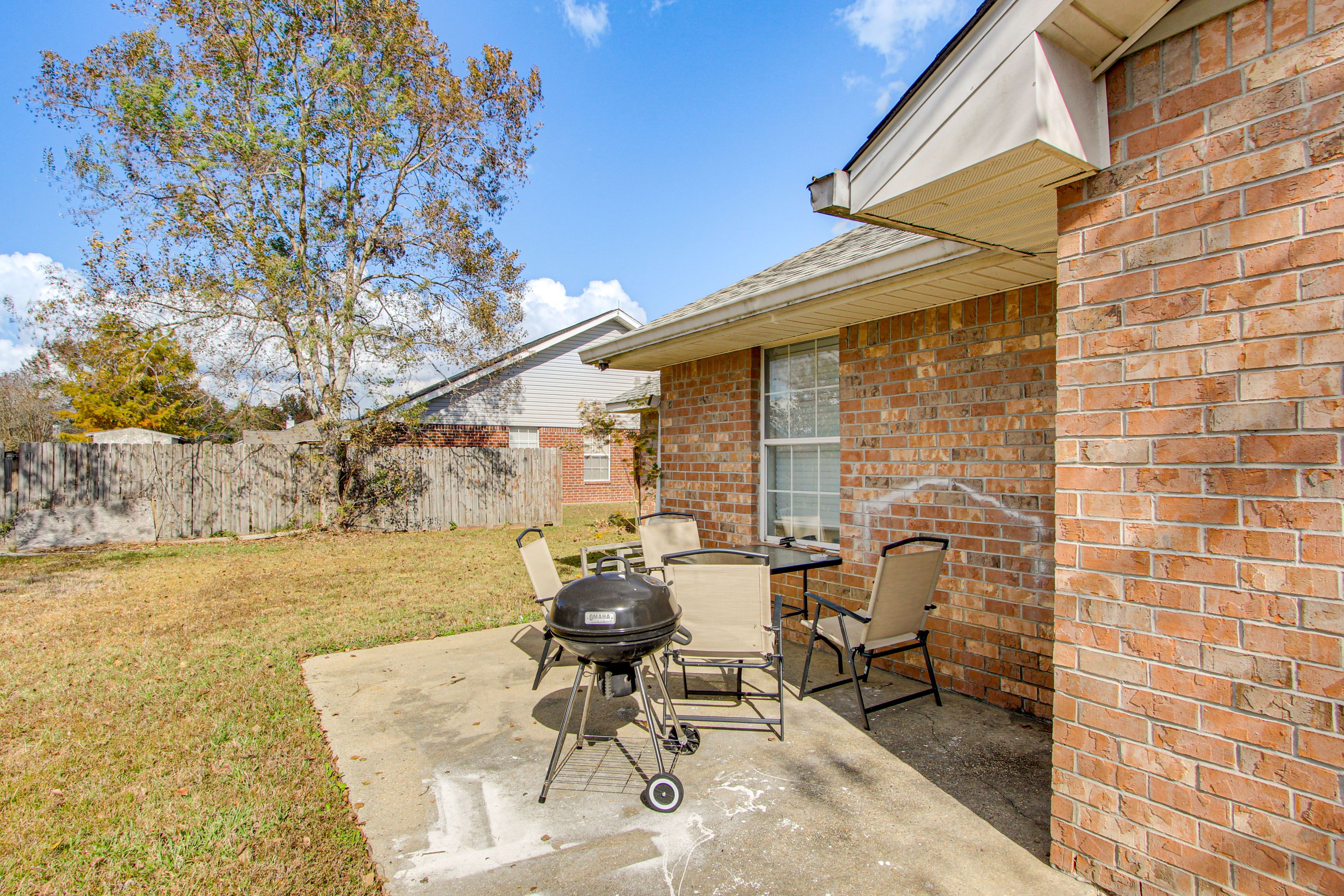 Patio | Charcoal Grill | Dining Space