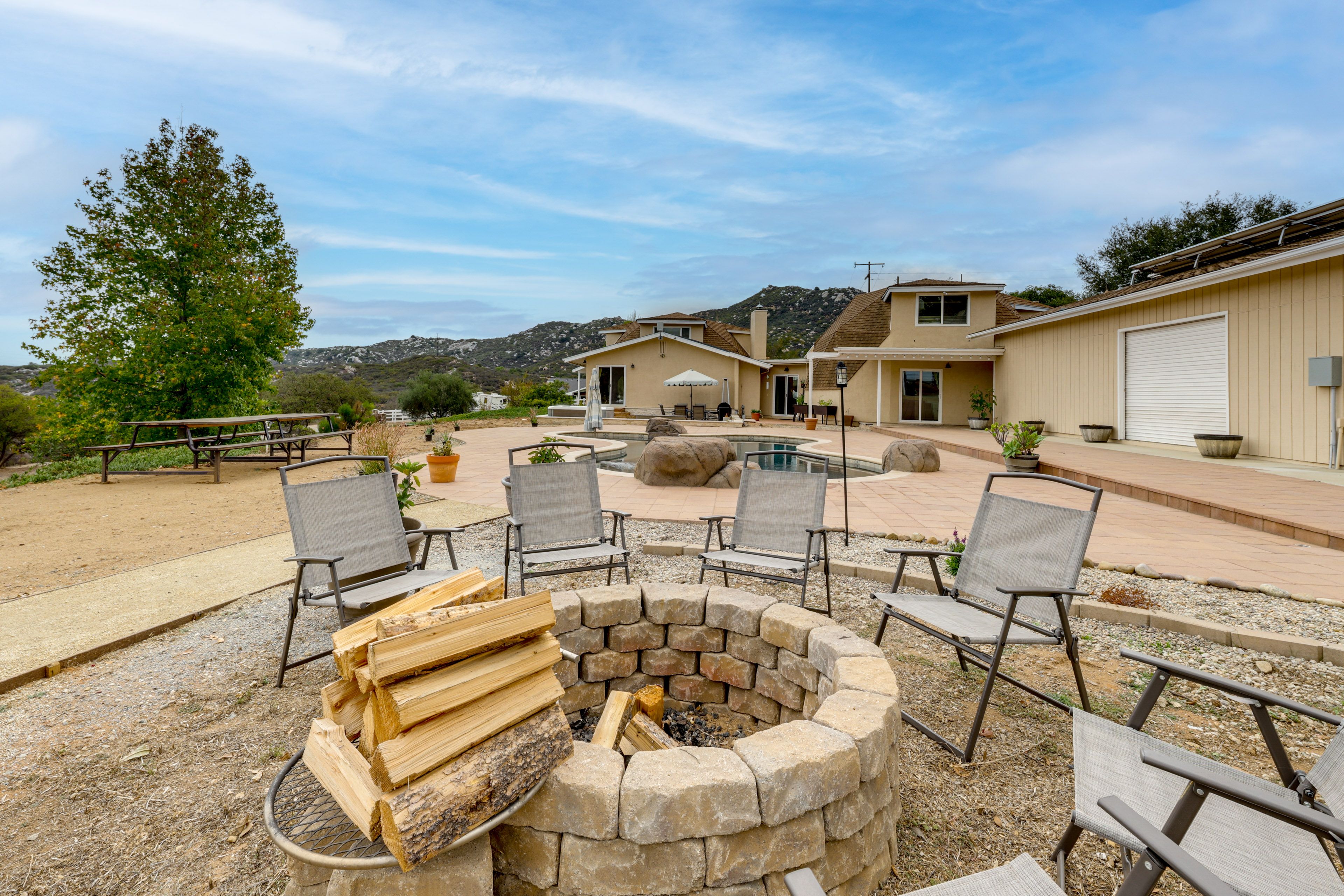 Wood-Burning Fire Pit (Wood Provided)