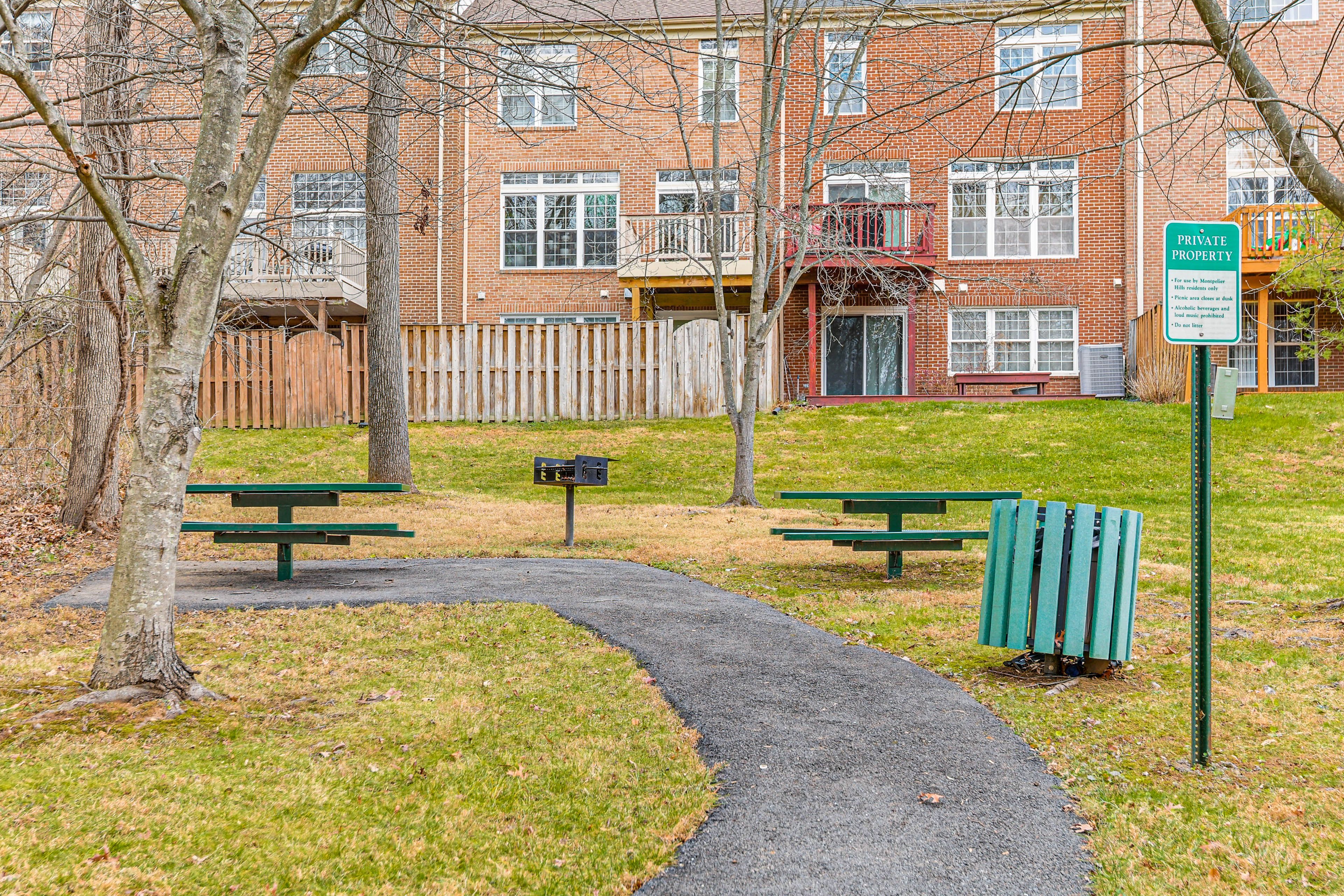 Communal Picnic/Grilling Area
