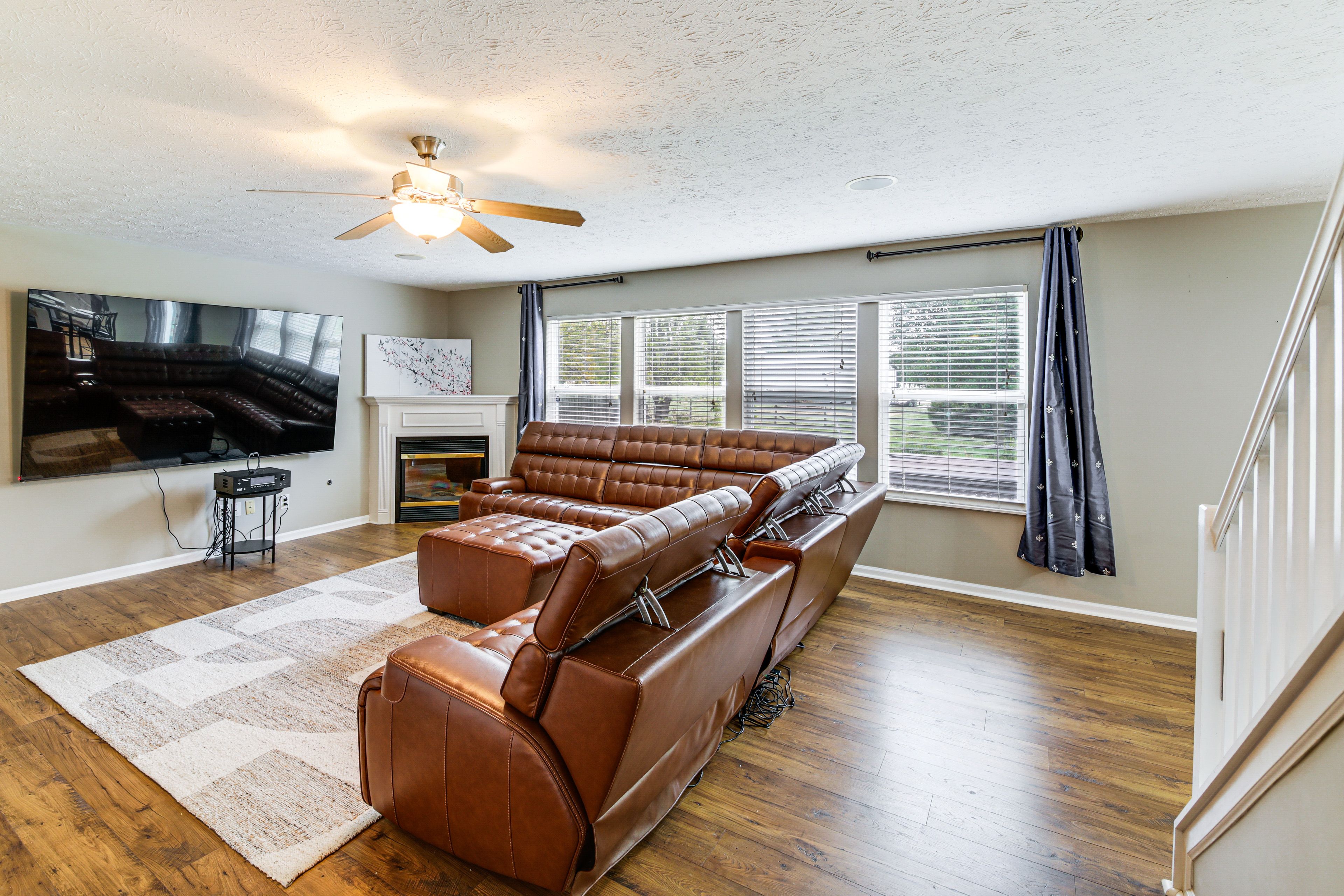 Living Room | Smart TV | Central A/C | 1st Floor