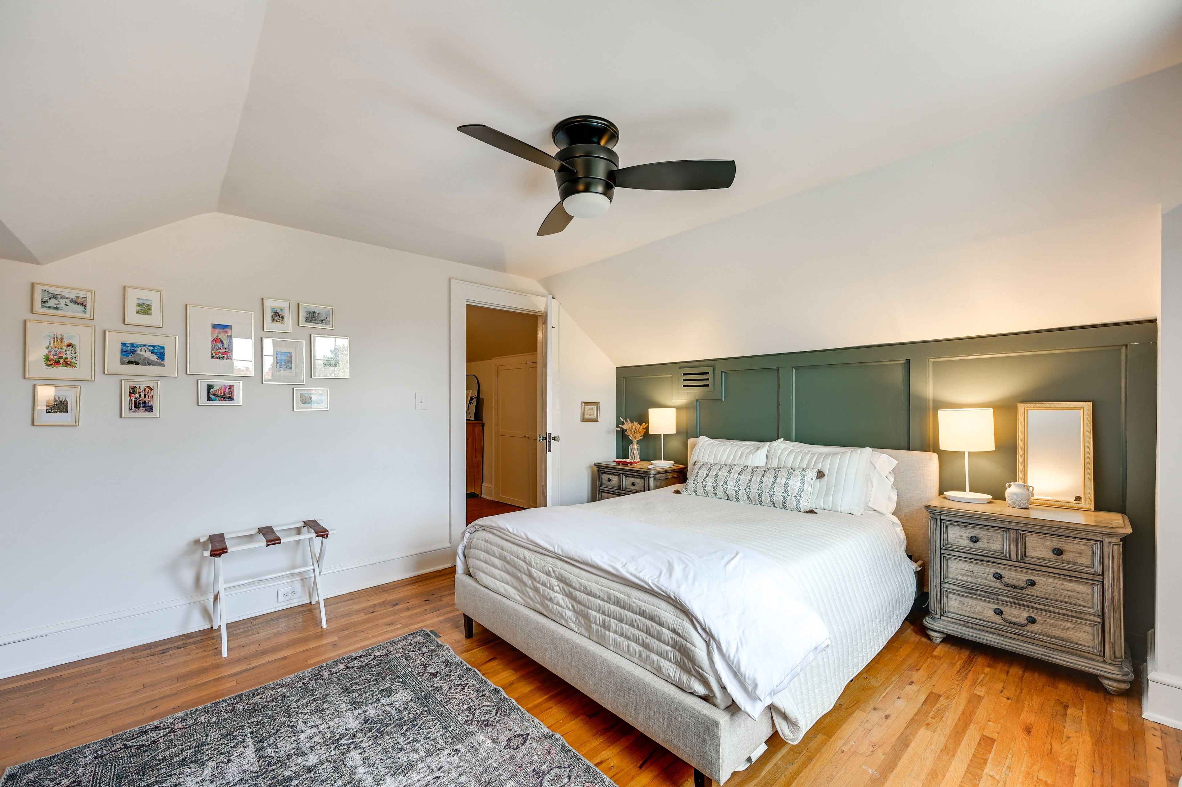 Bedroom 4 | Queen Bed | 2nd Floor