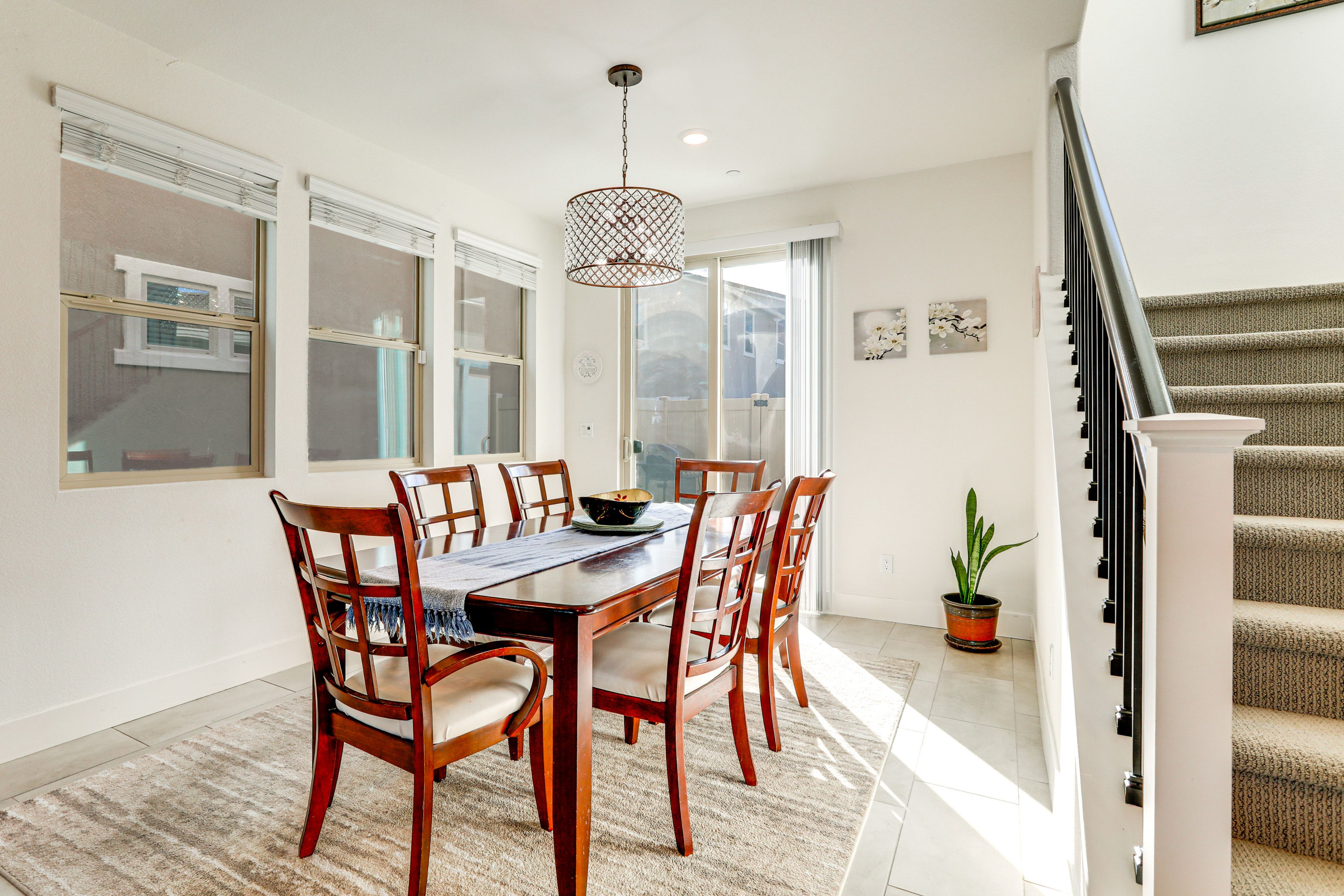 Dining Area | 1st Floor