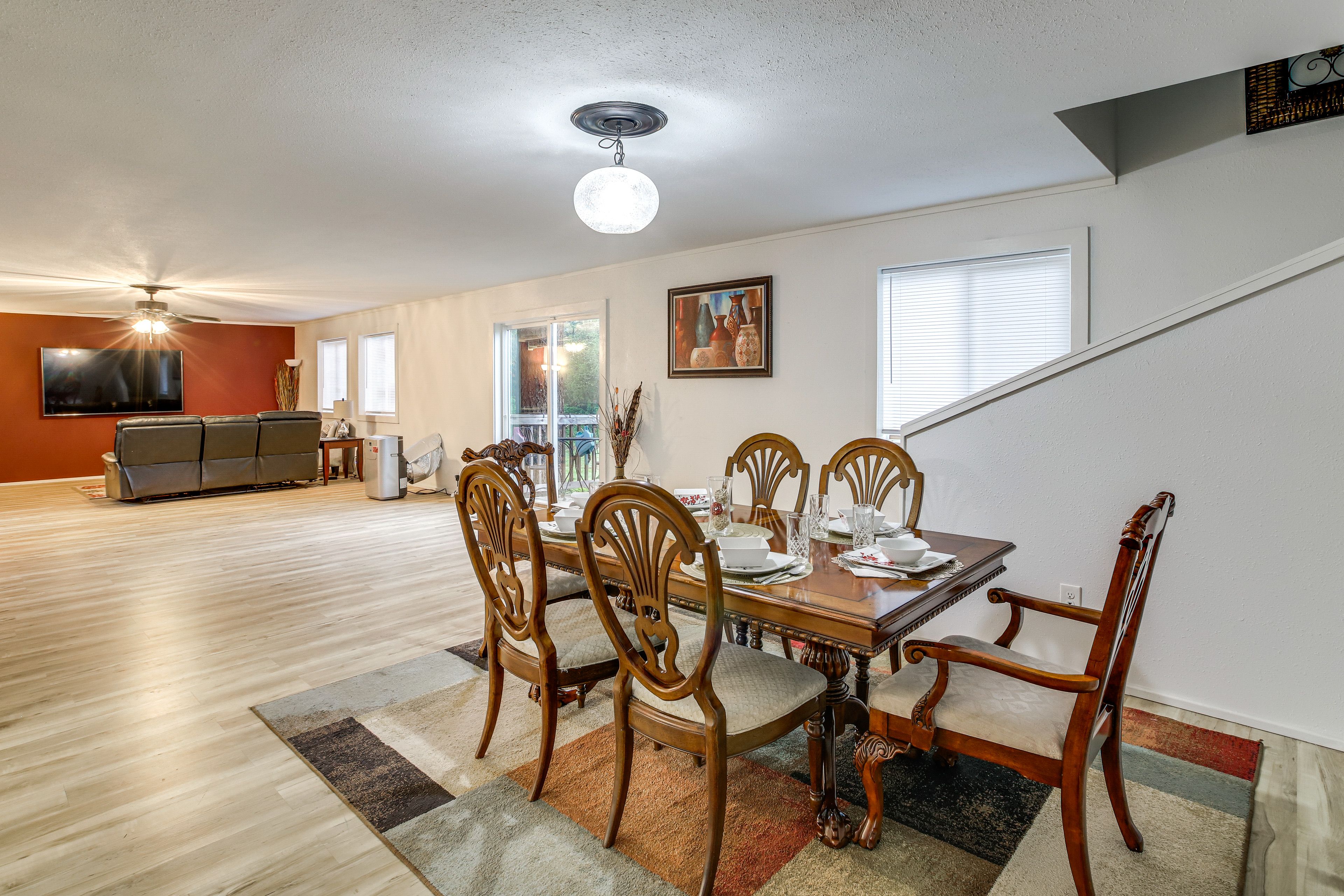 Main Dining Area | Dishware/Flatware Provided | 1st Floor
