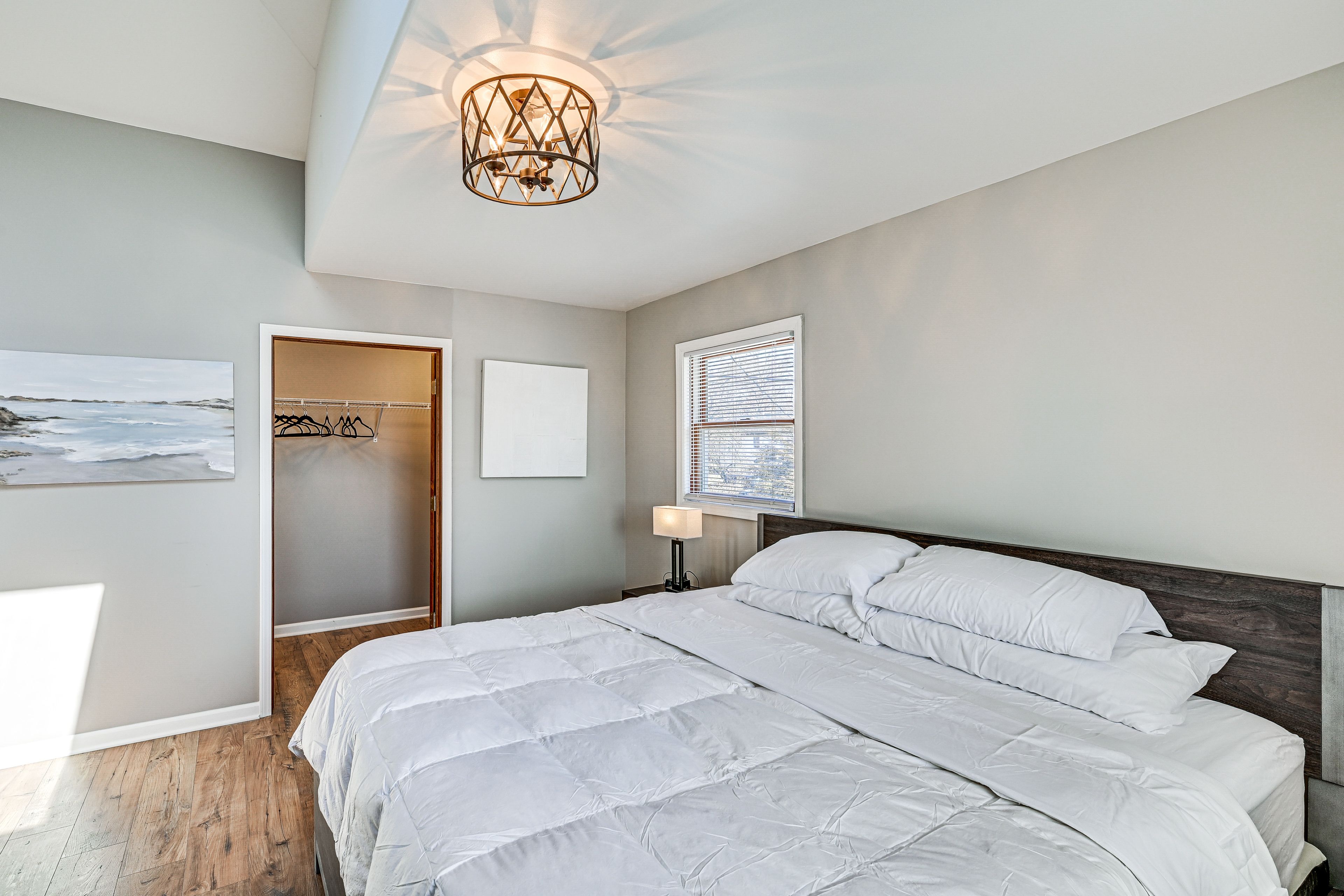 Bedroom 1 | King Bed | Upper Floor